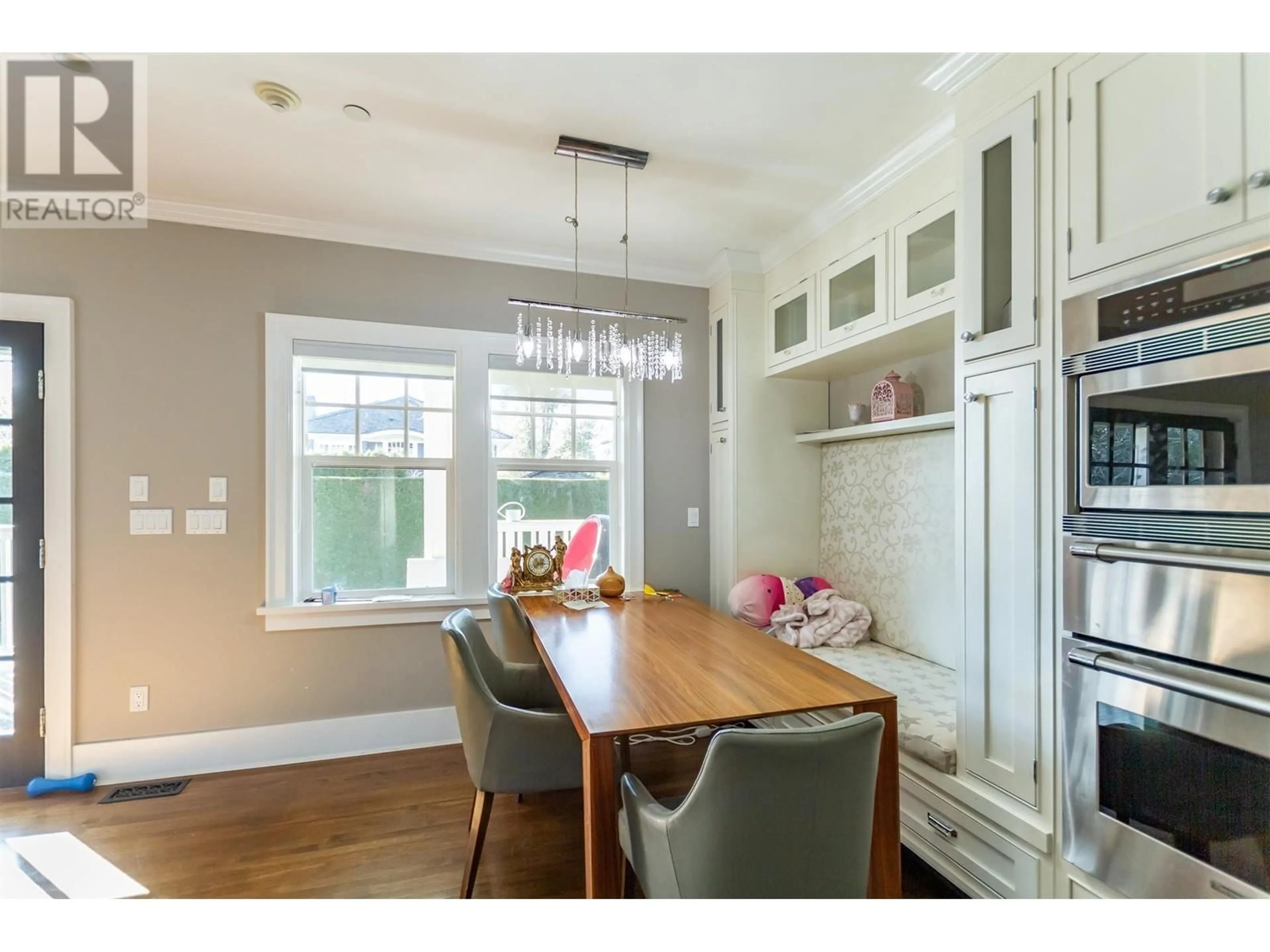 Dining room, wood/laminate floor for 5987 WILTSHIRE STREET, Vancouver British Columbia V6M3L8