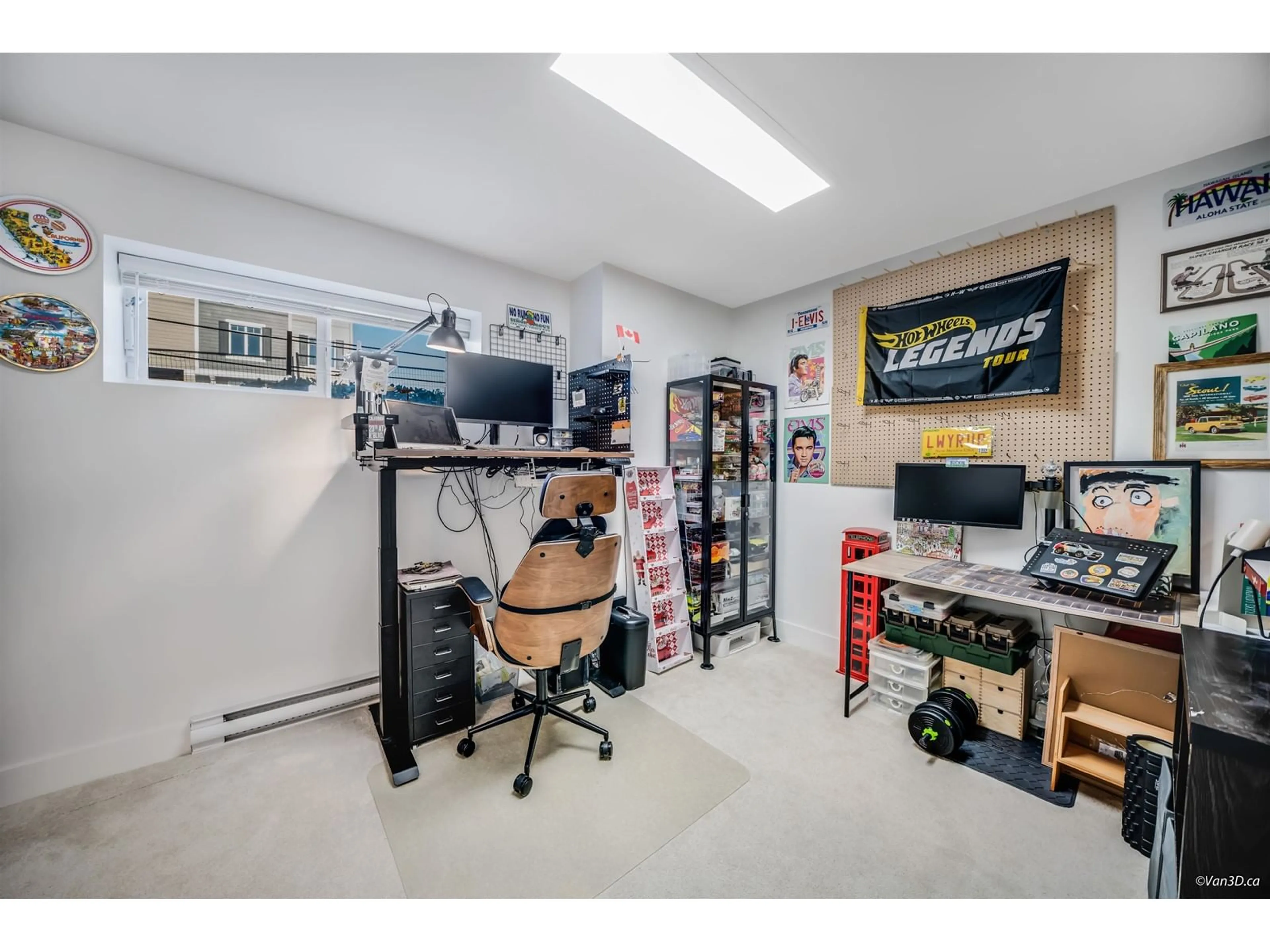 Indoor garage for 82 2075 OAK MEADOWS DRIVE, Surrey British Columbia V3Z1J6