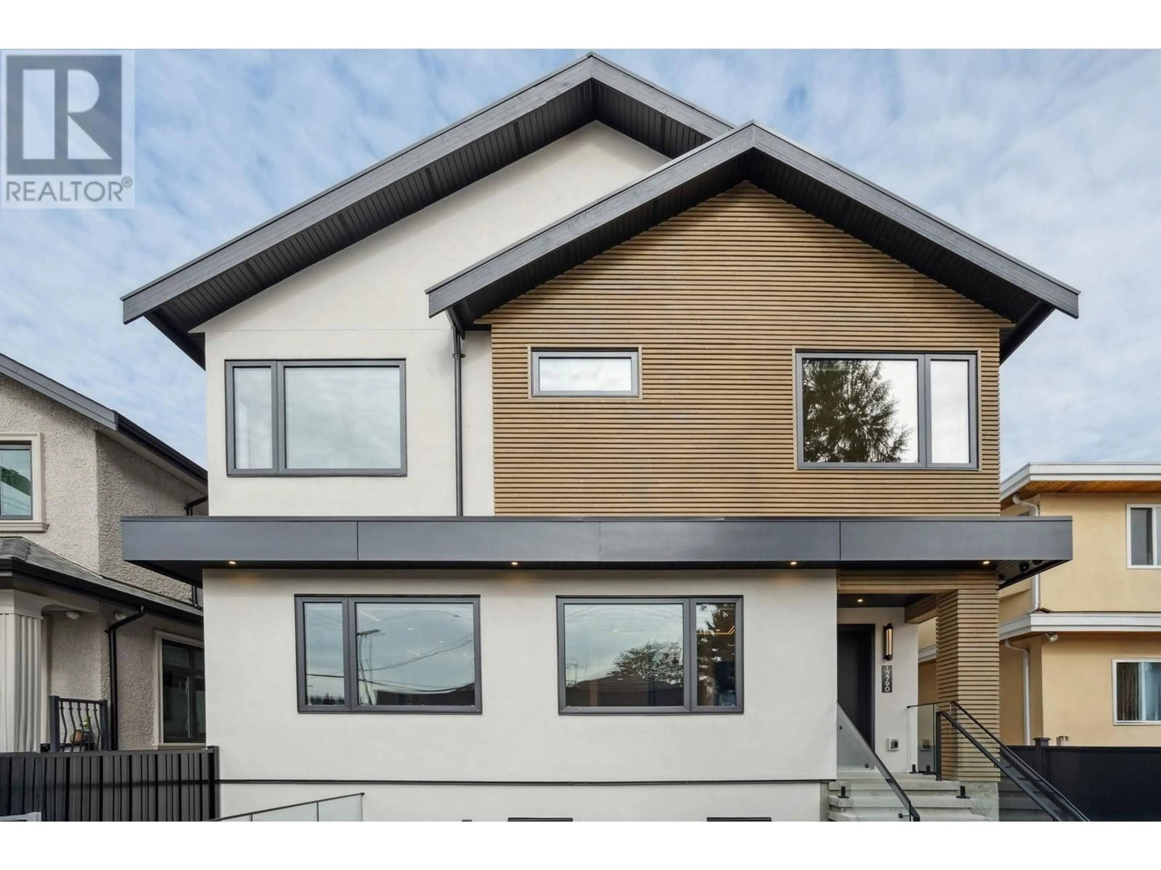 Home with vinyl exterior material, street for 2790 21ST AVENUE, Vancouver British Columbia V6L1K3