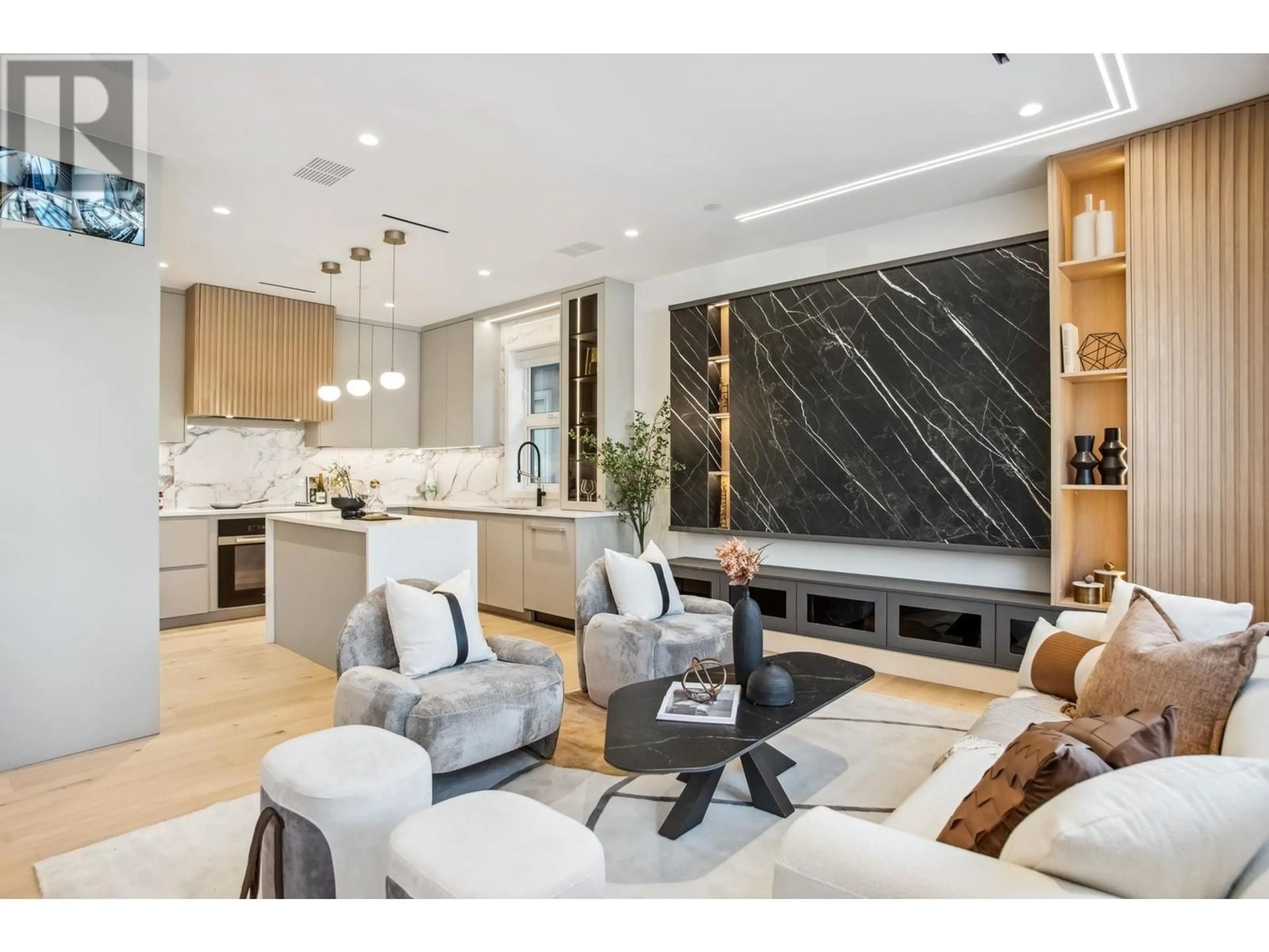 Unknown for 2790 21ST AVENUE, Vancouver British Columbia V6L1K3