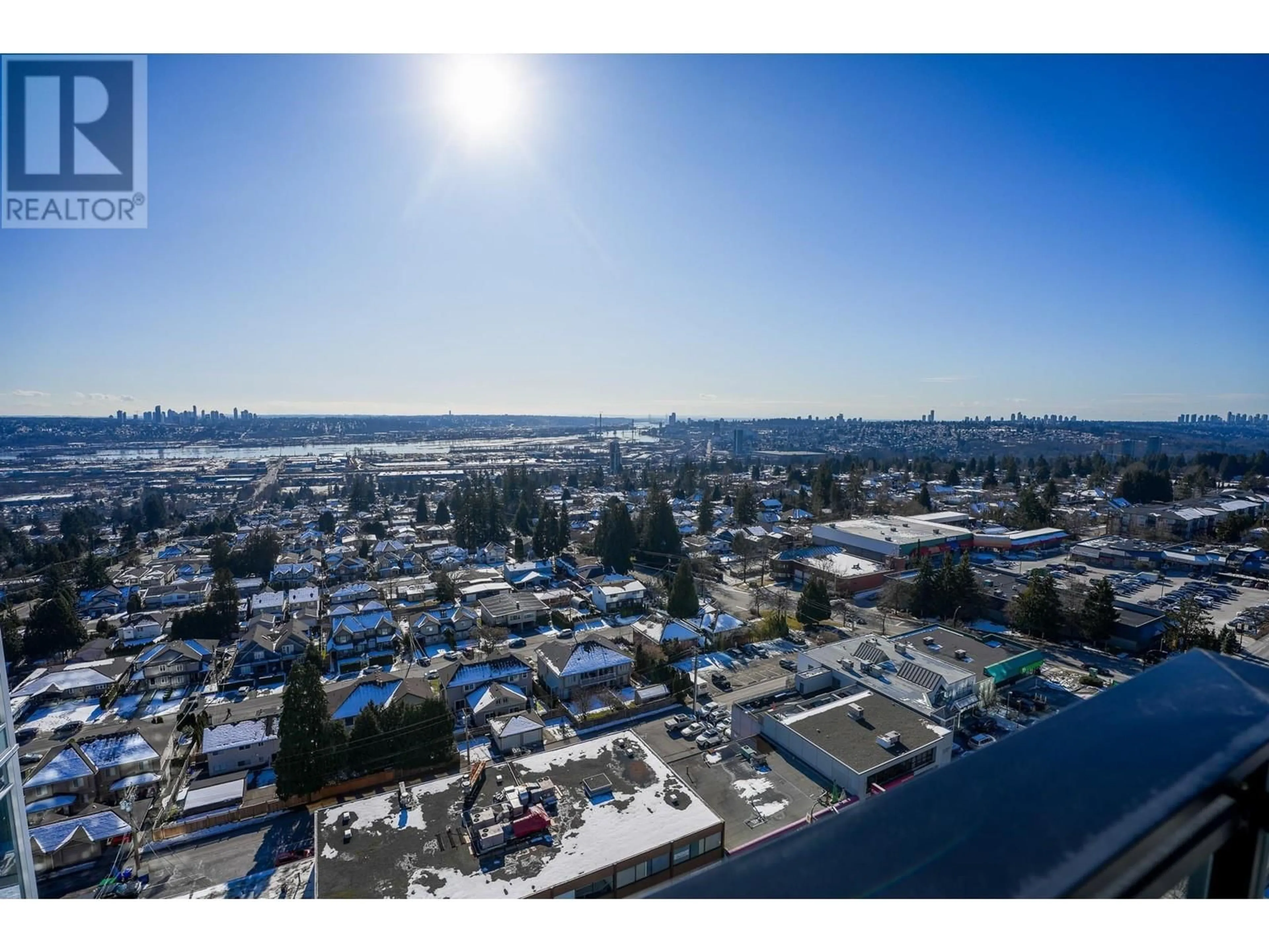 A pic from outside/outdoor area/front of a property/back of a property/a pic from drone, water/lake/river/ocean view for 1506 1045 AUSTIN AVENUE, Coquitlam British Columbia V3K0G9