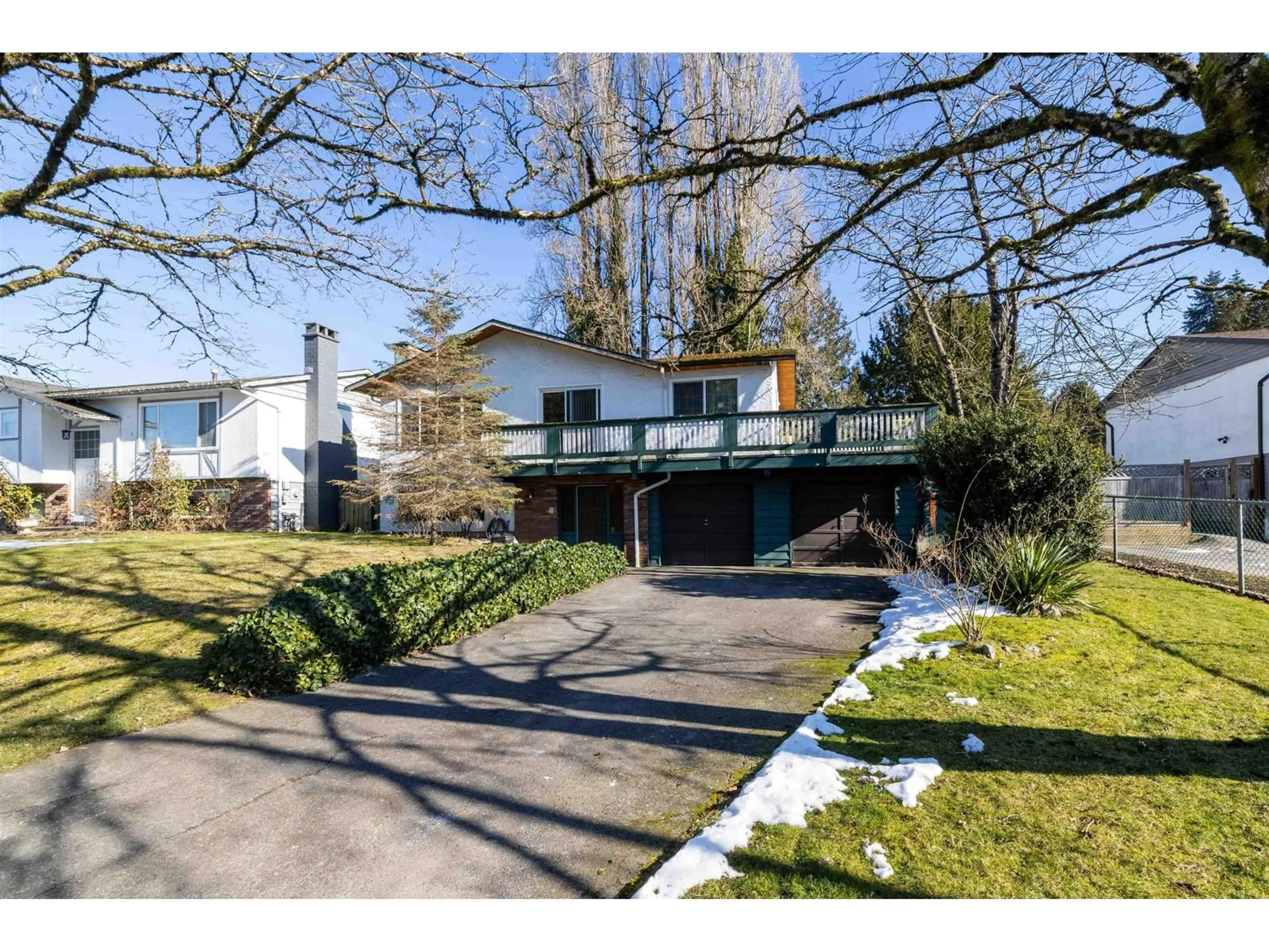 A pic from outside/outdoor area/front of a property/back of a property/a pic from drone, street for 8338 111A STREET, Delta British Columbia V4C4S4