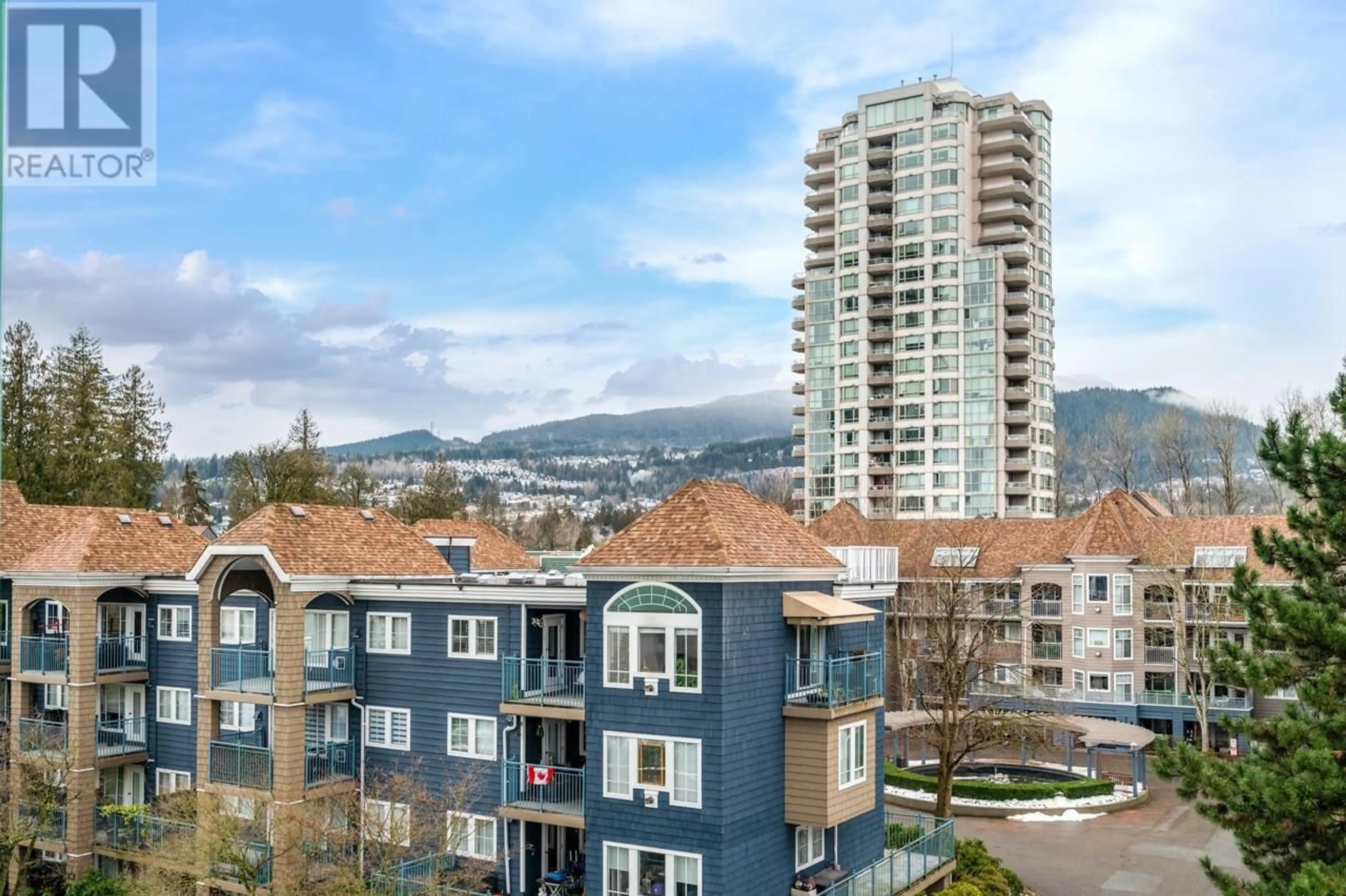 A pic from outside/outdoor area/front of a property/back of a property/a pic from drone, city buildings view from balcony for 506 - 3071 GLEN DRIVE, Coquitlam British Columbia V3B2P8