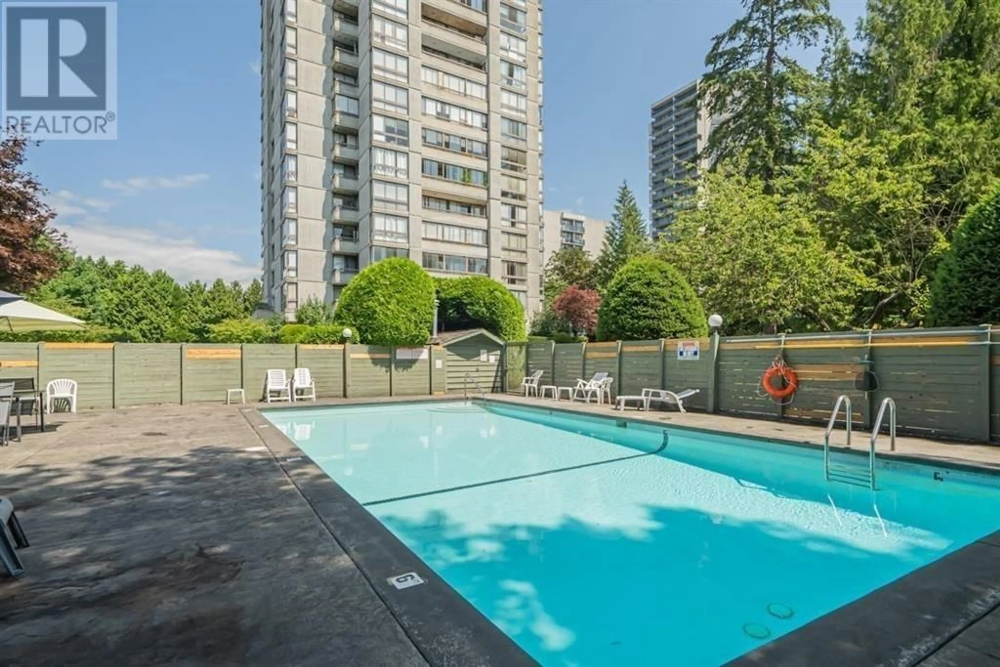 Pool for 907 9280 SALISH COURT, Burnaby British Columbia V3J7J8