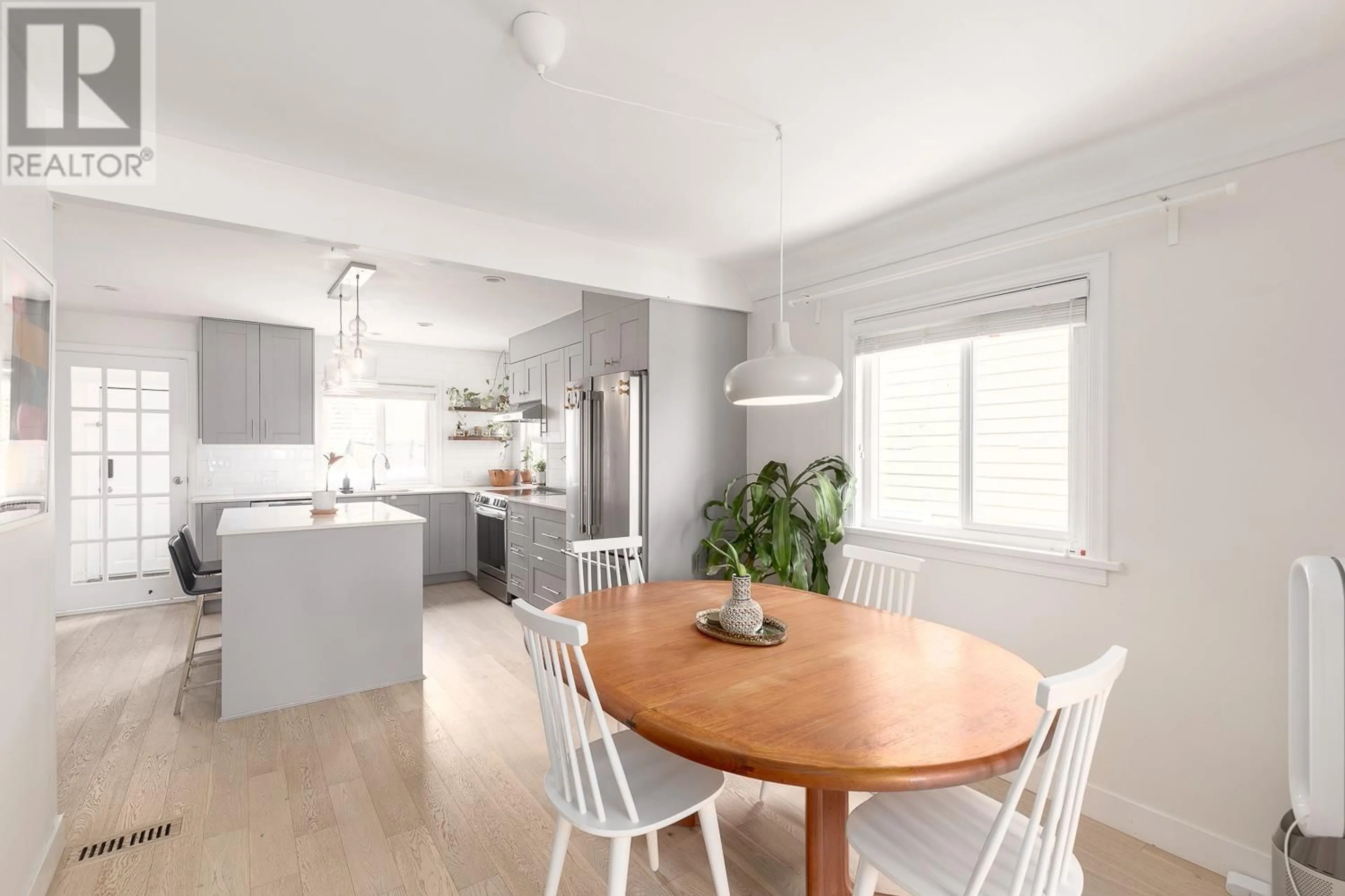 Open concept kitchen, unknown for 1596 33RD AVENUE, Vancouver British Columbia V5N3C8