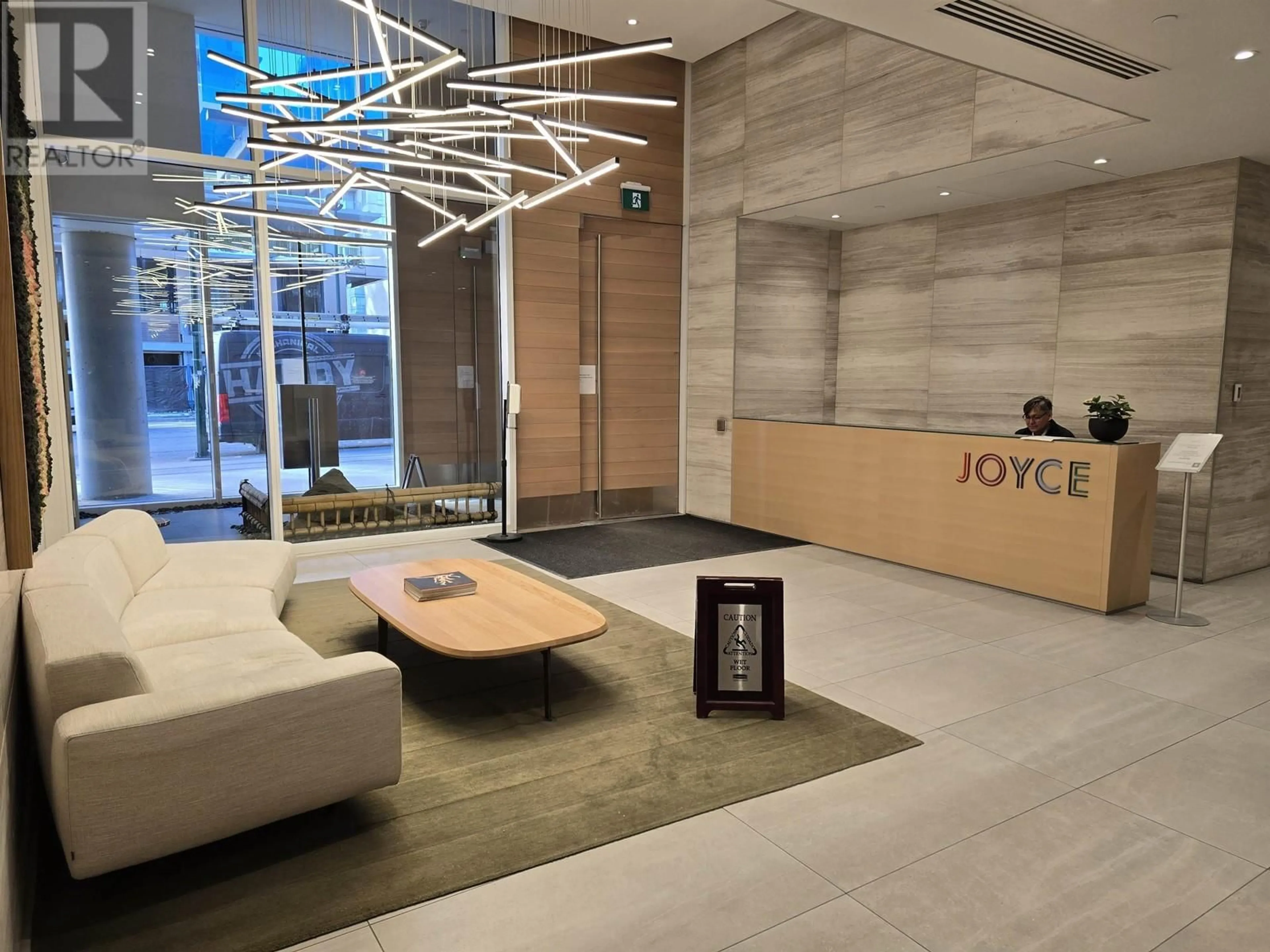 Indoor foyer for 1401 5058 JOYCE STREET, Vancouver British Columbia V5R0J9