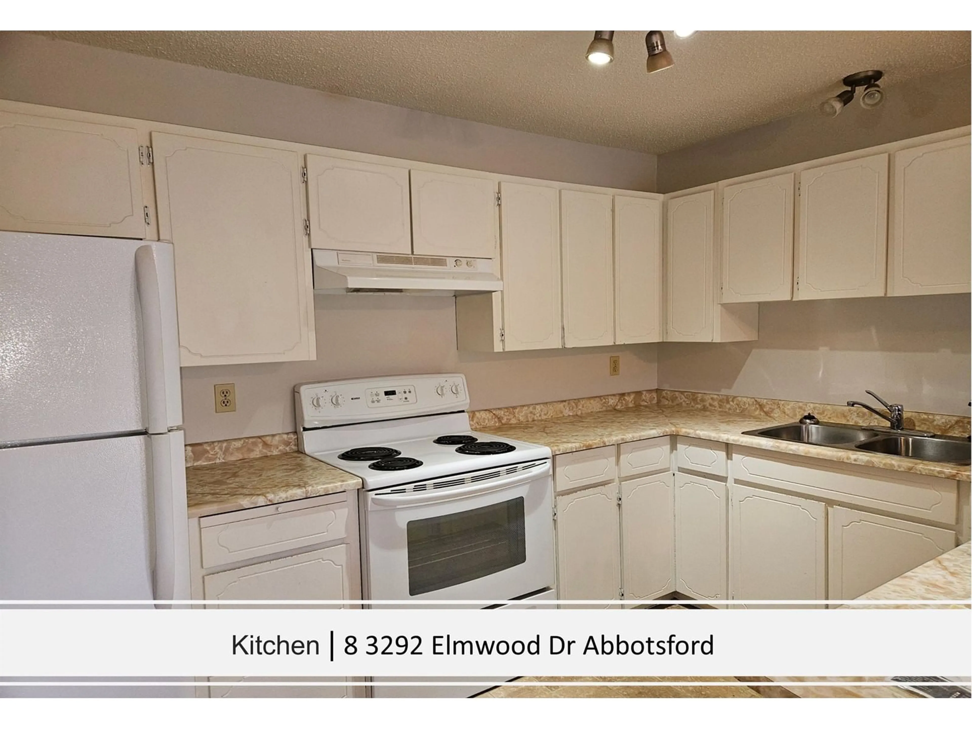 Standard kitchen, wood/laminate floor for 8 3292 ELMWOOD DRIVE, Abbotsford British Columbia V2S6B2