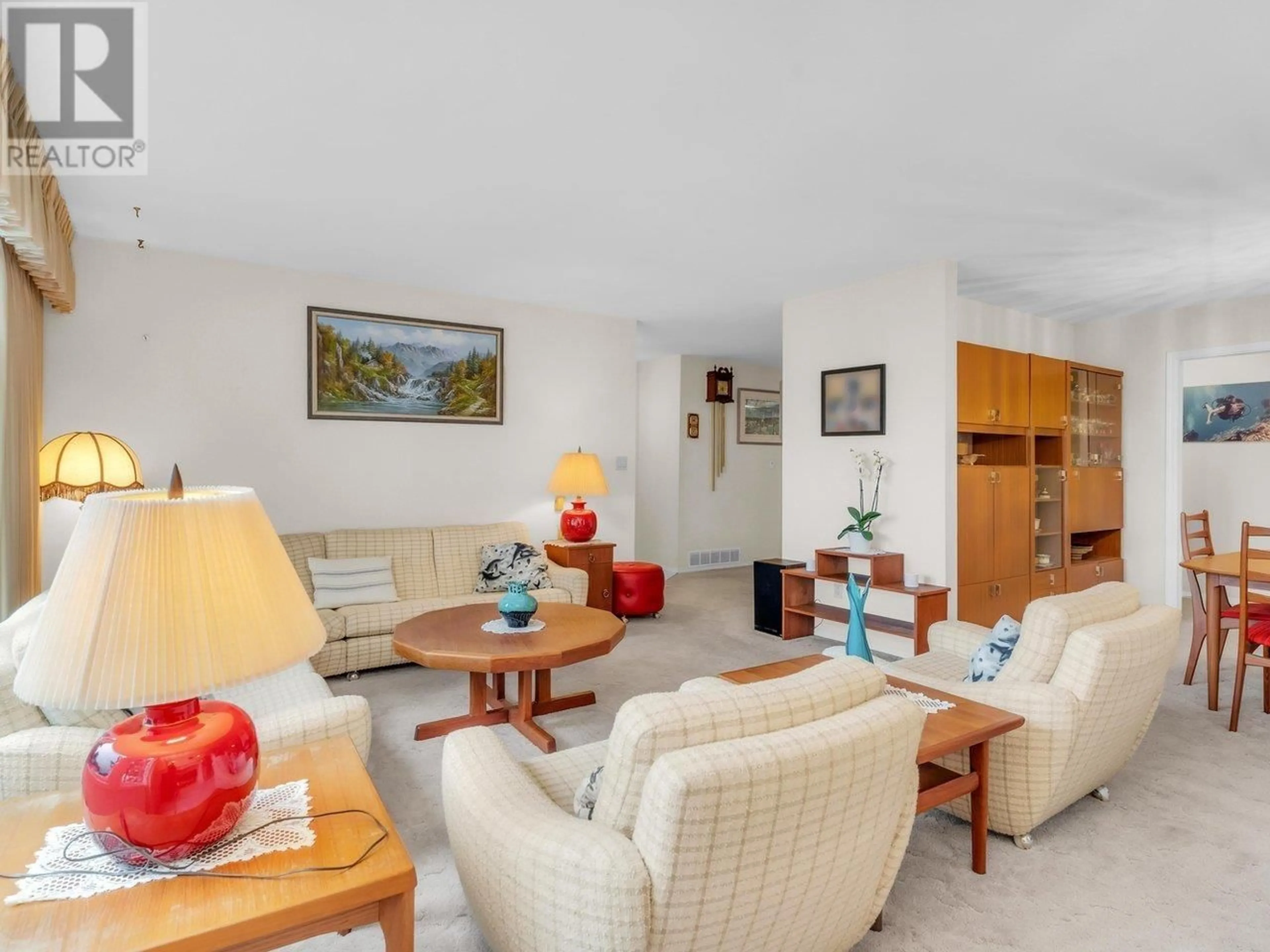 Living room with furniture, unknown for 21114 STONEHOUSE AVENUE, Maple Ridge British Columbia V2X8L9