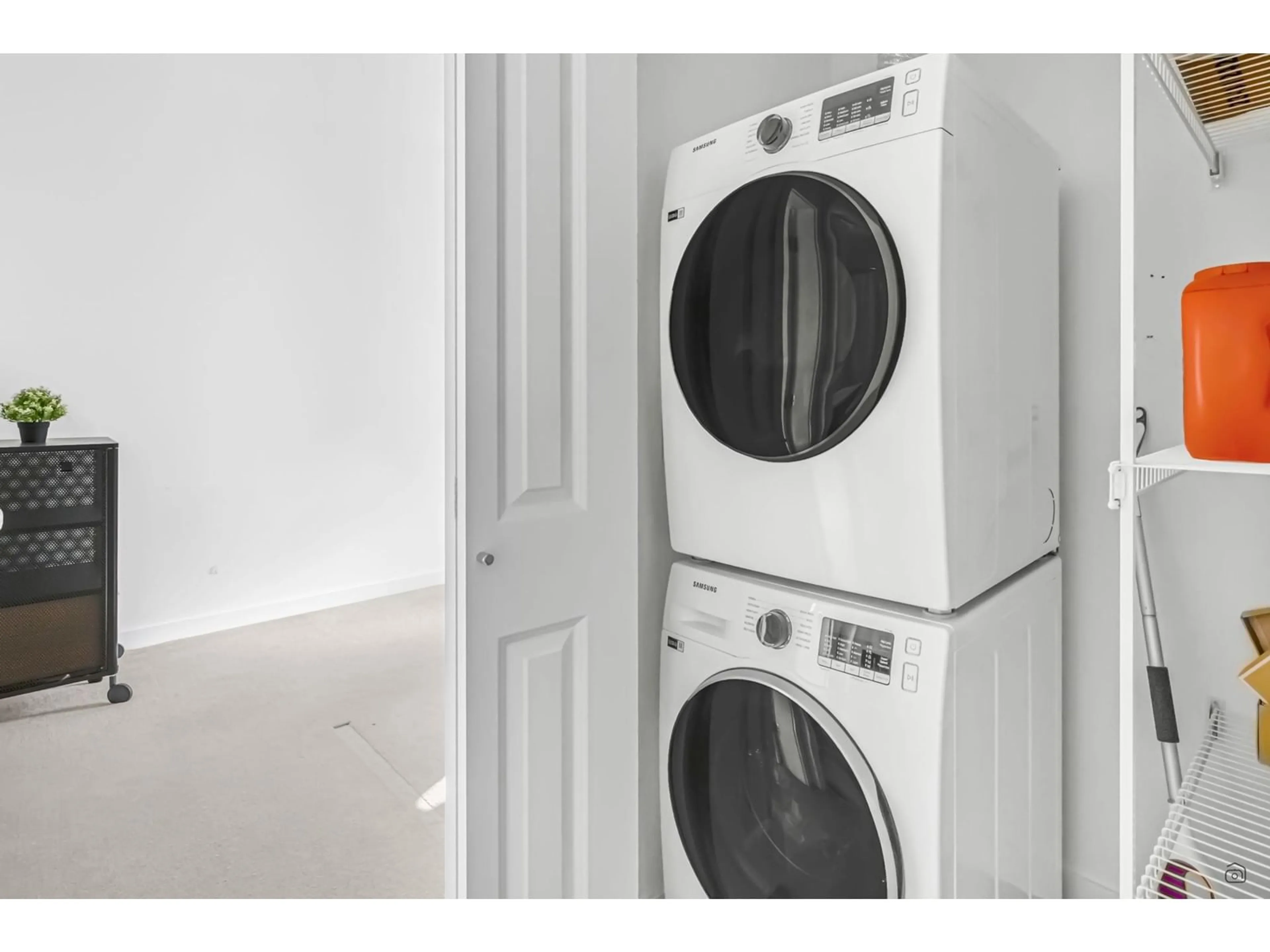 Laundry room for 316 - 15858 FRASER, Surrey British Columbia V4N6X4
