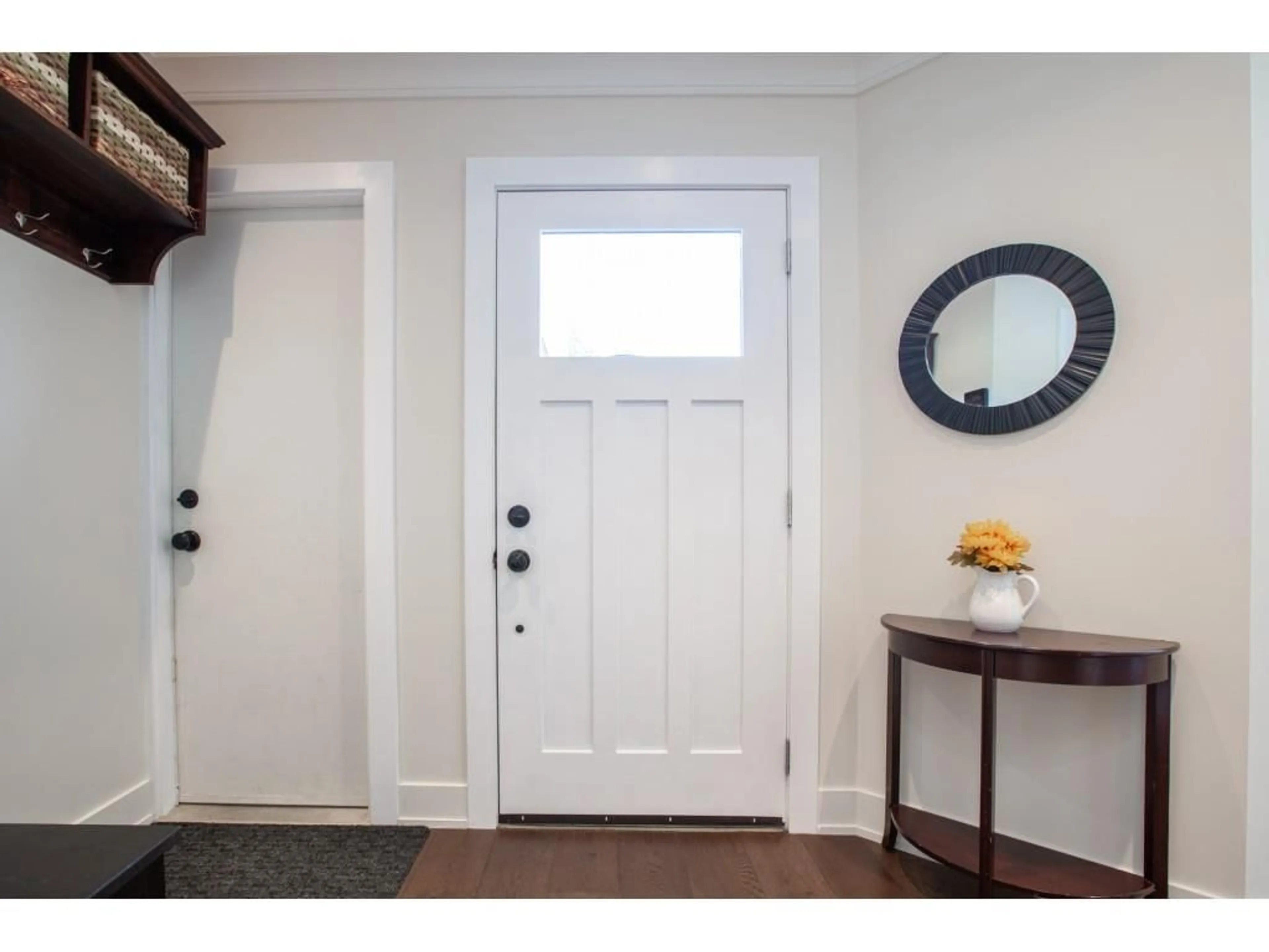 Indoor entryway for 4760 209 STREET, Langley British Columbia V3A4A1