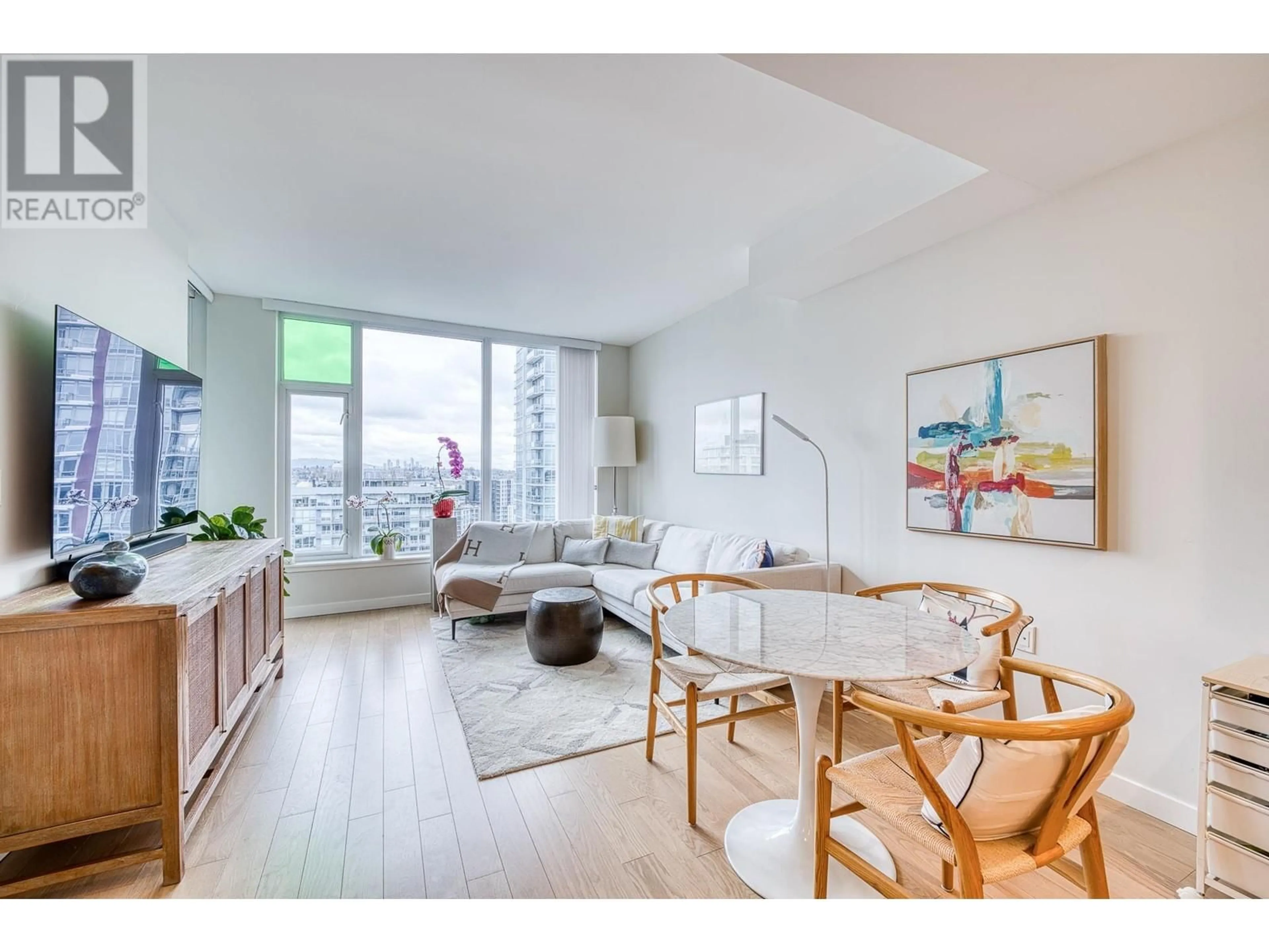 Unknown for 1601 - 1708 ONTARIO STREET, Vancouver British Columbia V5T0J7