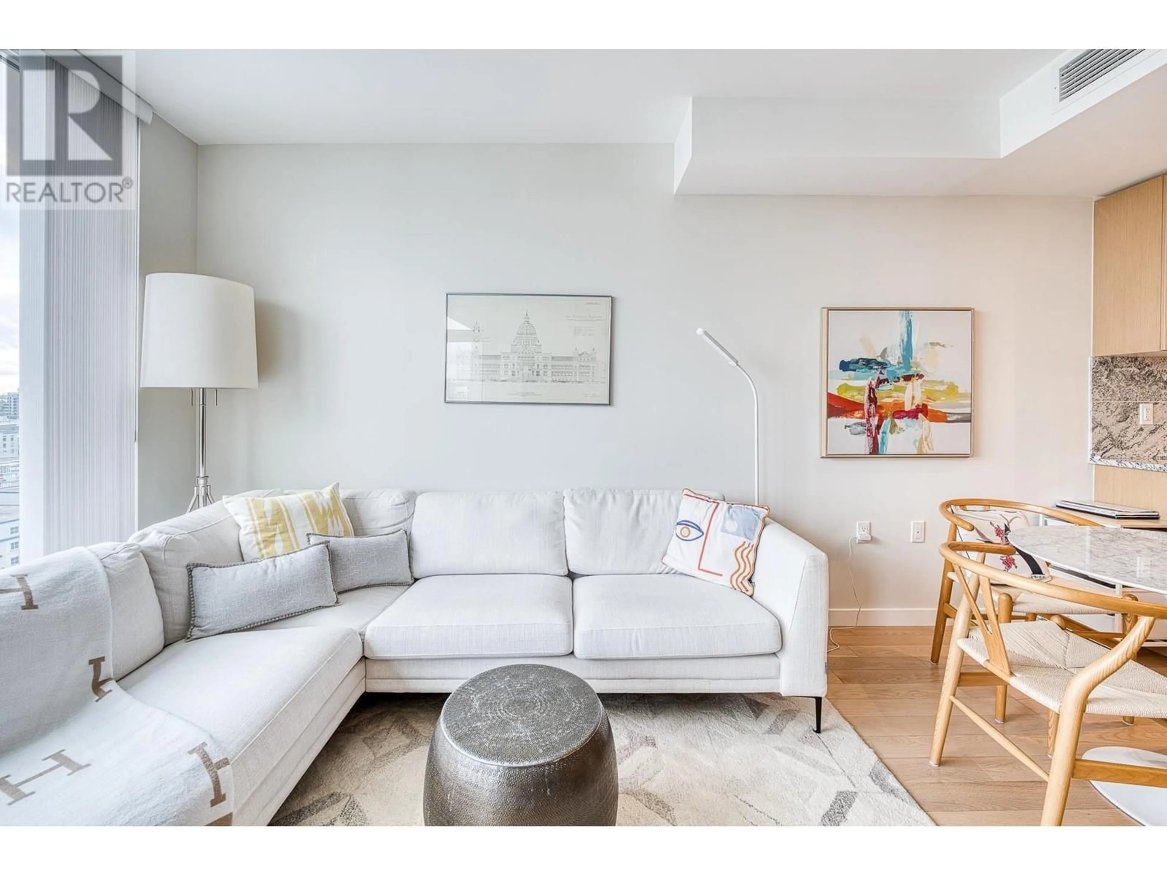 Living room with furniture, unknown for 1601 - 1708 ONTARIO STREET, Vancouver British Columbia V5T0J7