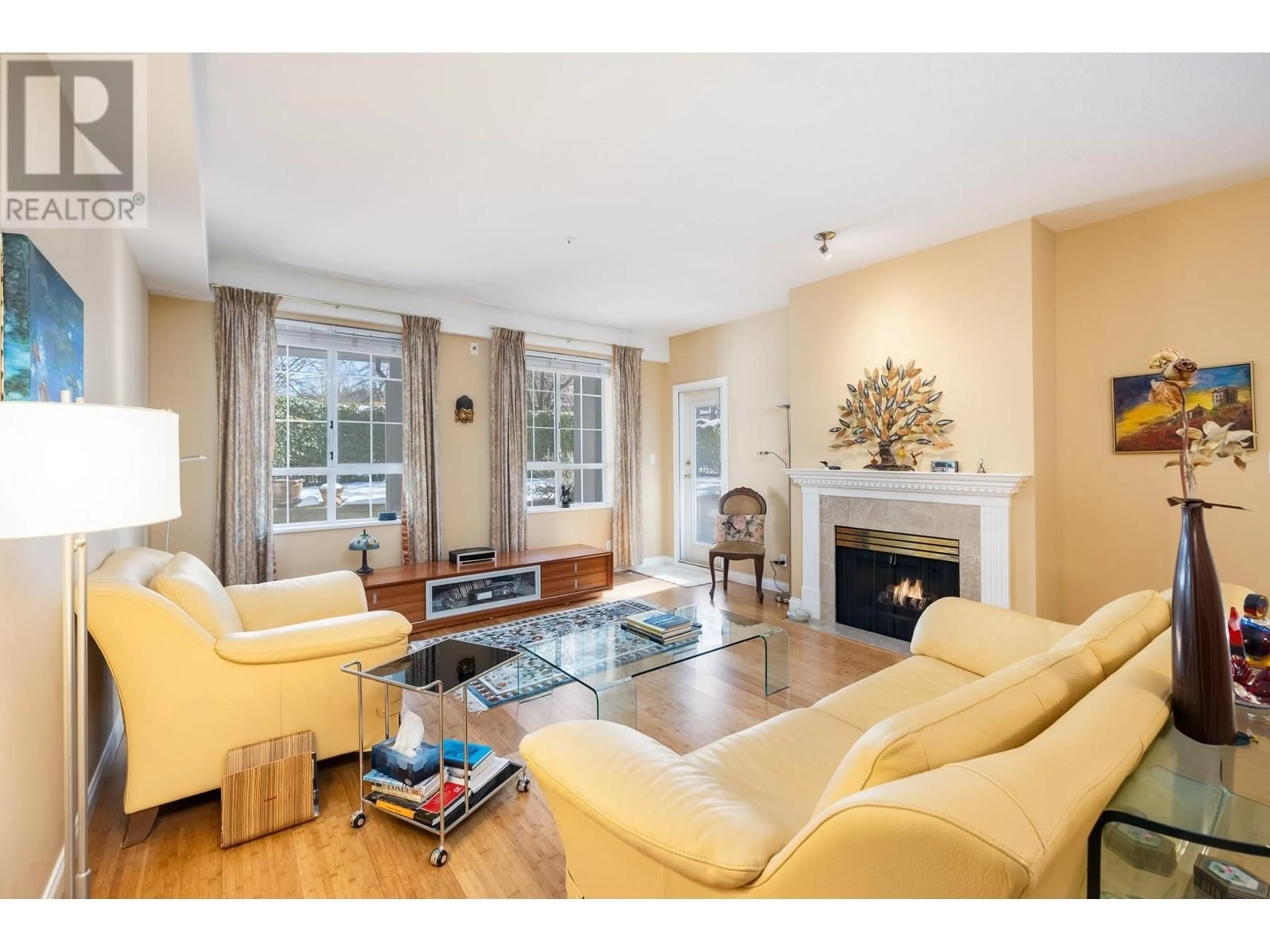 Living room with furniture, unknown for 131 5835 HAMPTON PLACE, Vancouver British Columbia V6T2G2