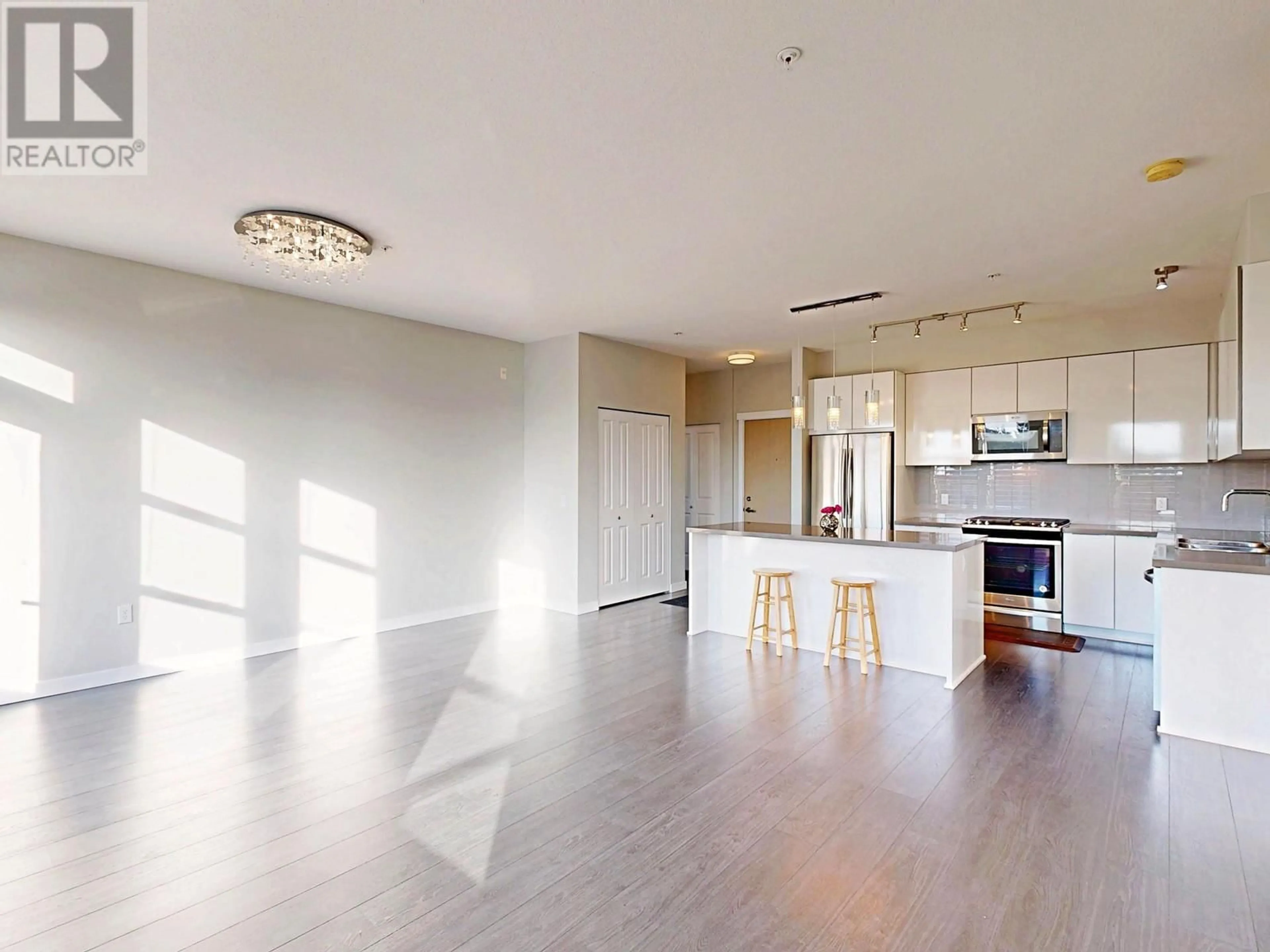 Open concept kitchen, unknown for 501 609 COTTONWOOD AVENUE, Coquitlam British Columbia V3J0H2