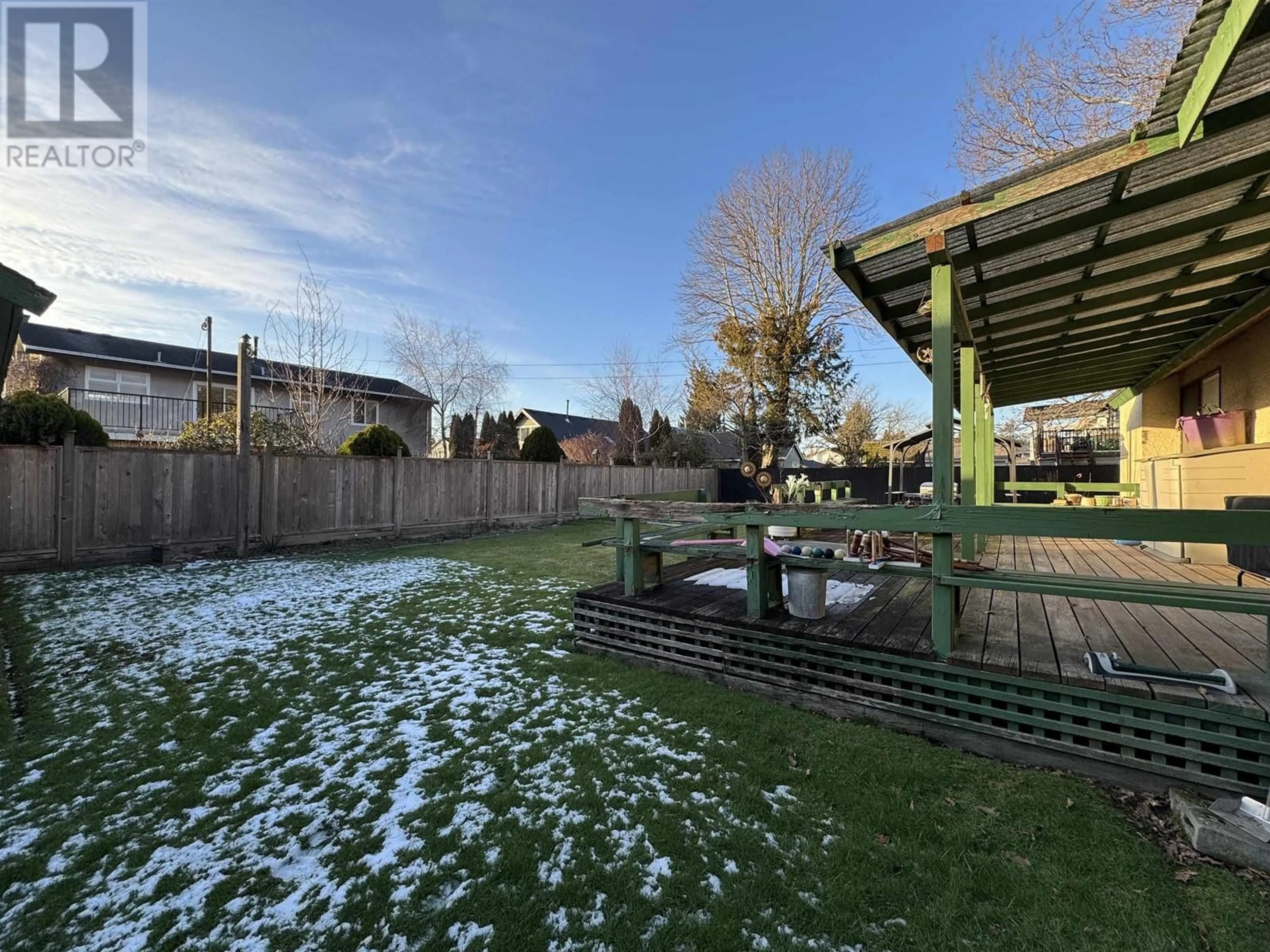 A pic from outside/outdoor area/front of a property/back of a property/a pic from drone, unknown for 4457 46B STREET, Delta British Columbia V4K2M8