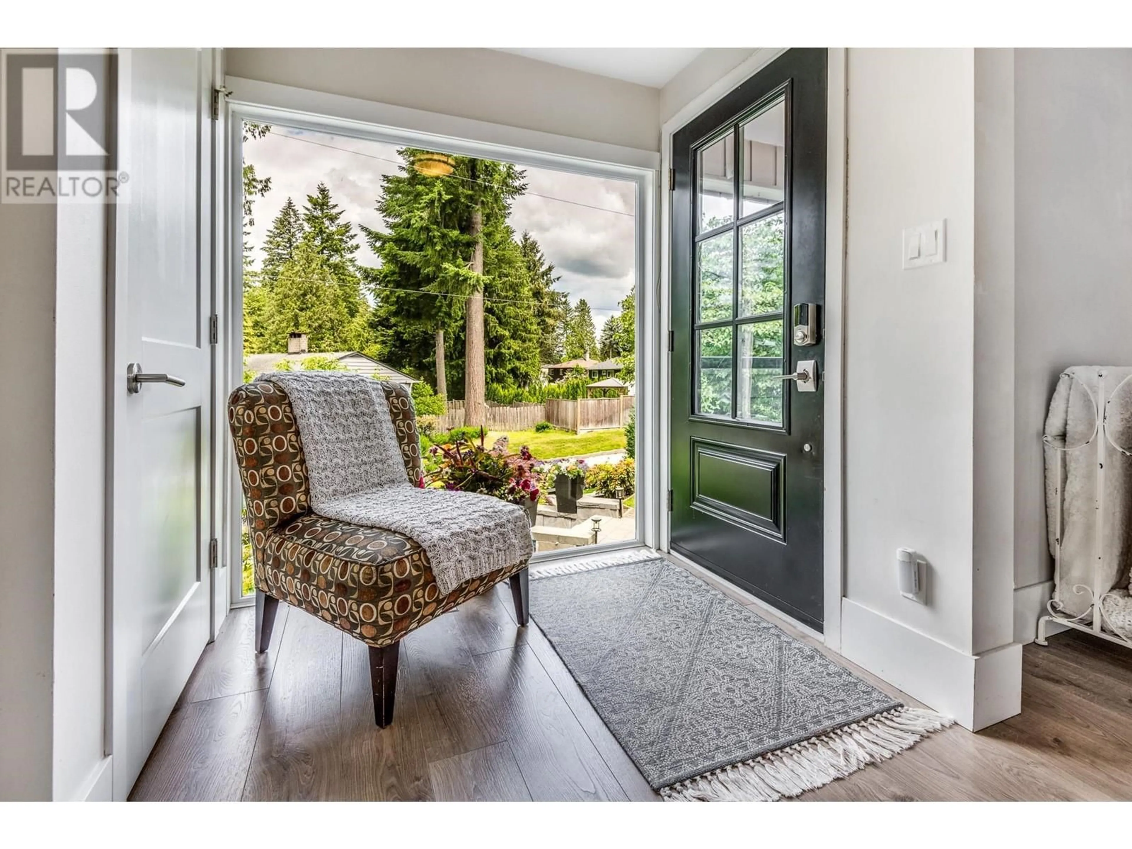 Indoor entryway for 2130 YORK PLACE, Port Coquitlam British Columbia V3C1H5