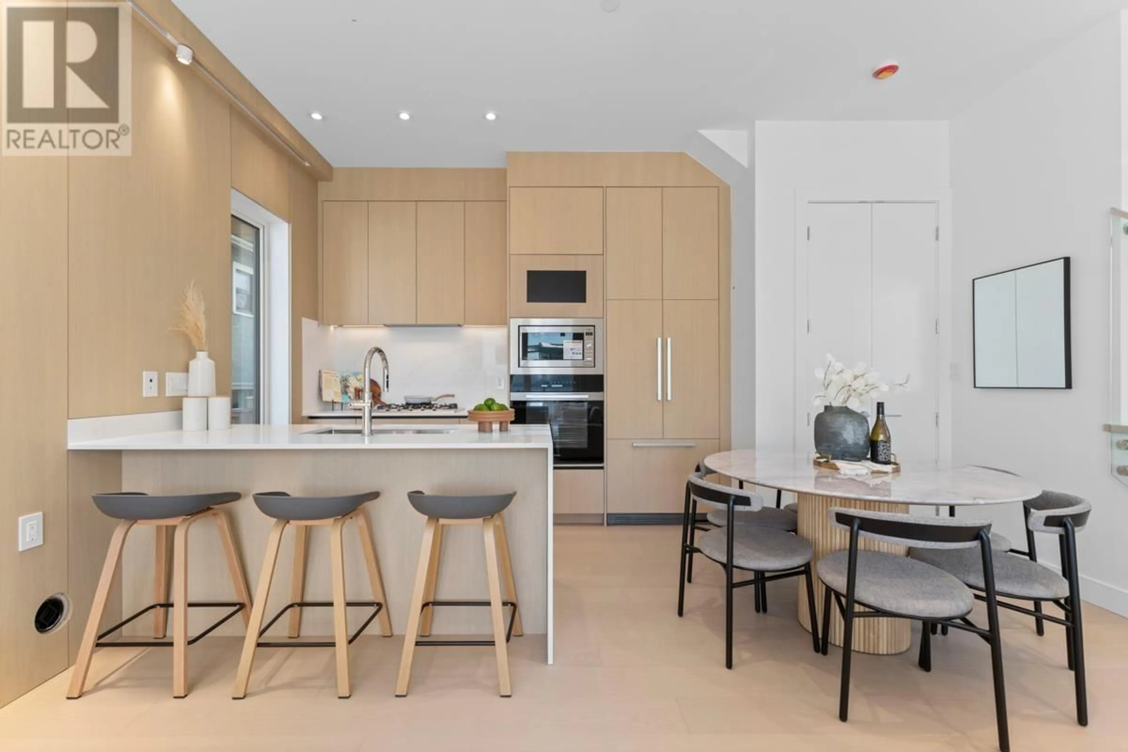 Contemporary kitchen, ceramic/tile floor for 1 - 1315 64TH AVENUE, Vancouver British Columbia V6P2M9