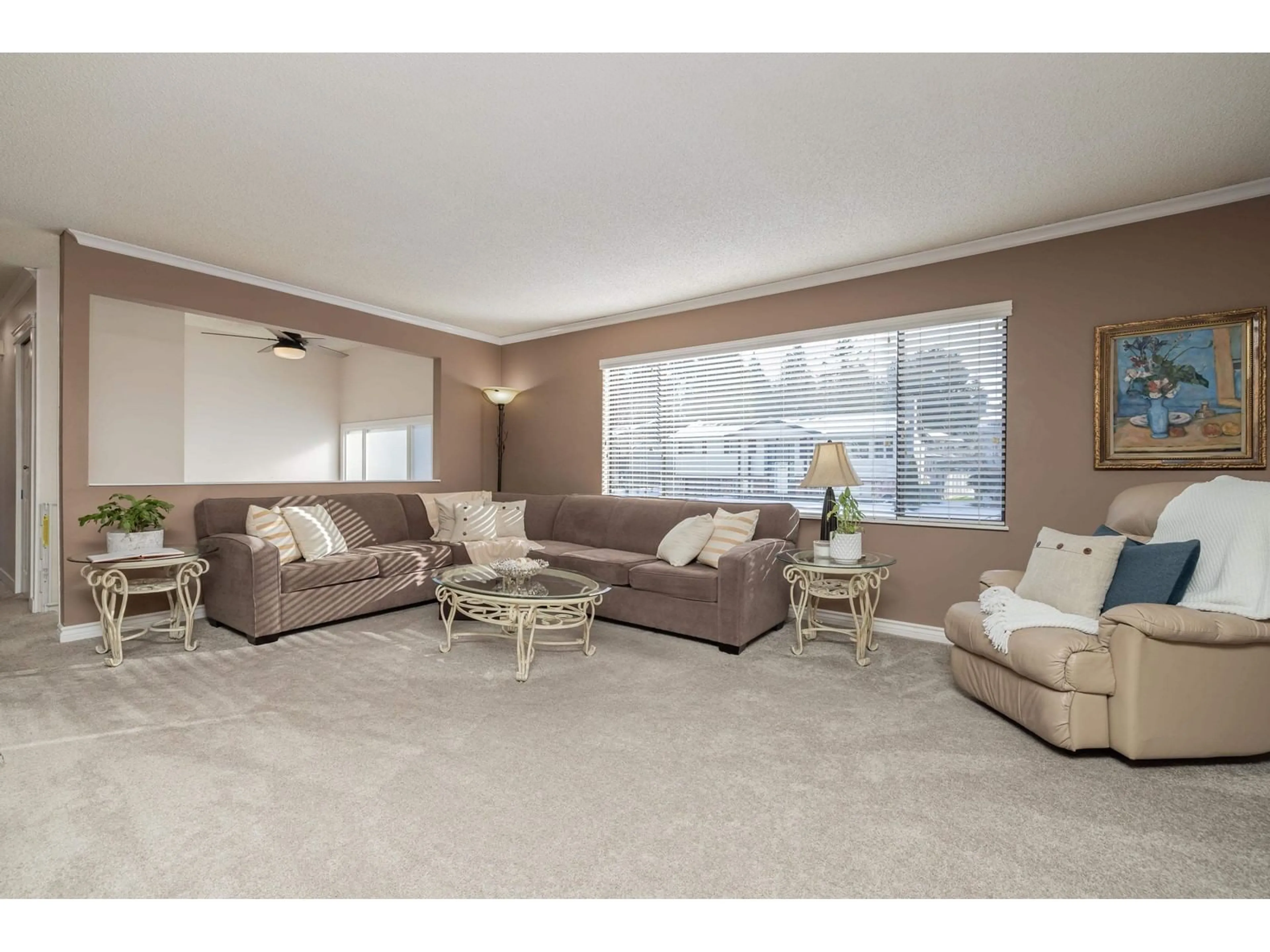 Living room with furniture, carpet floor for 20241 47A AVENUE, Langley British Columbia V3A5K9