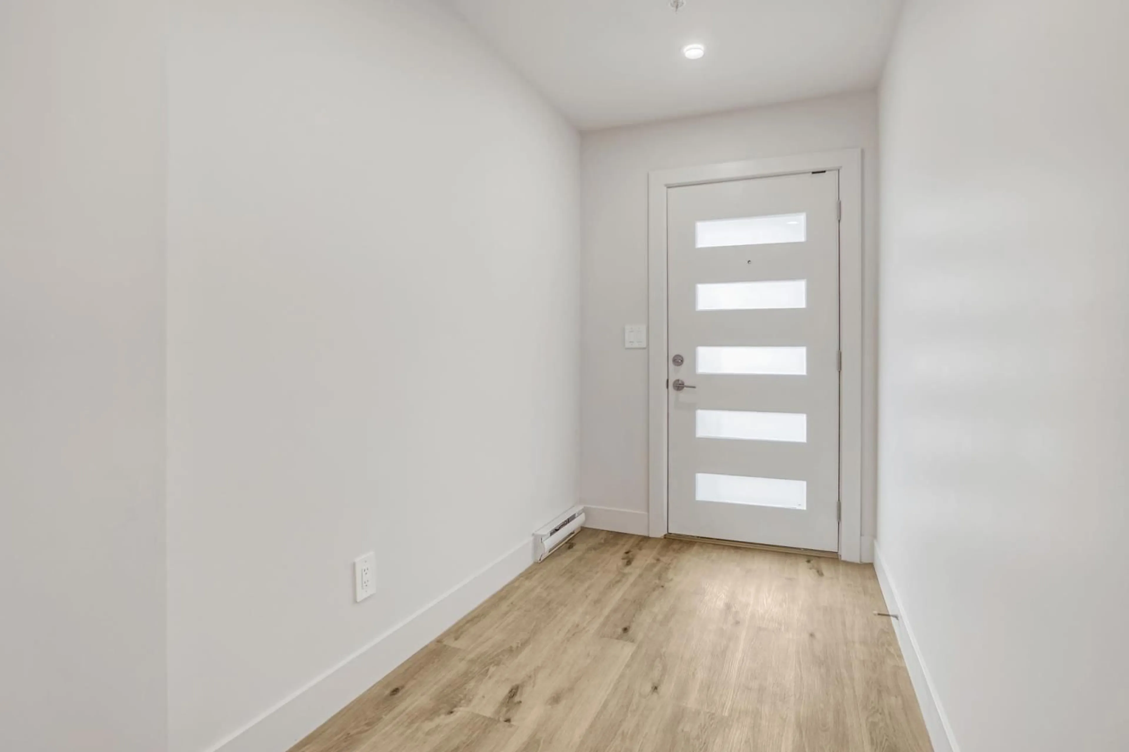 Indoor entryway for 36 - 1928 WOODSIDE BOULEVARD, Agassiz British Columbia V0M1A1
