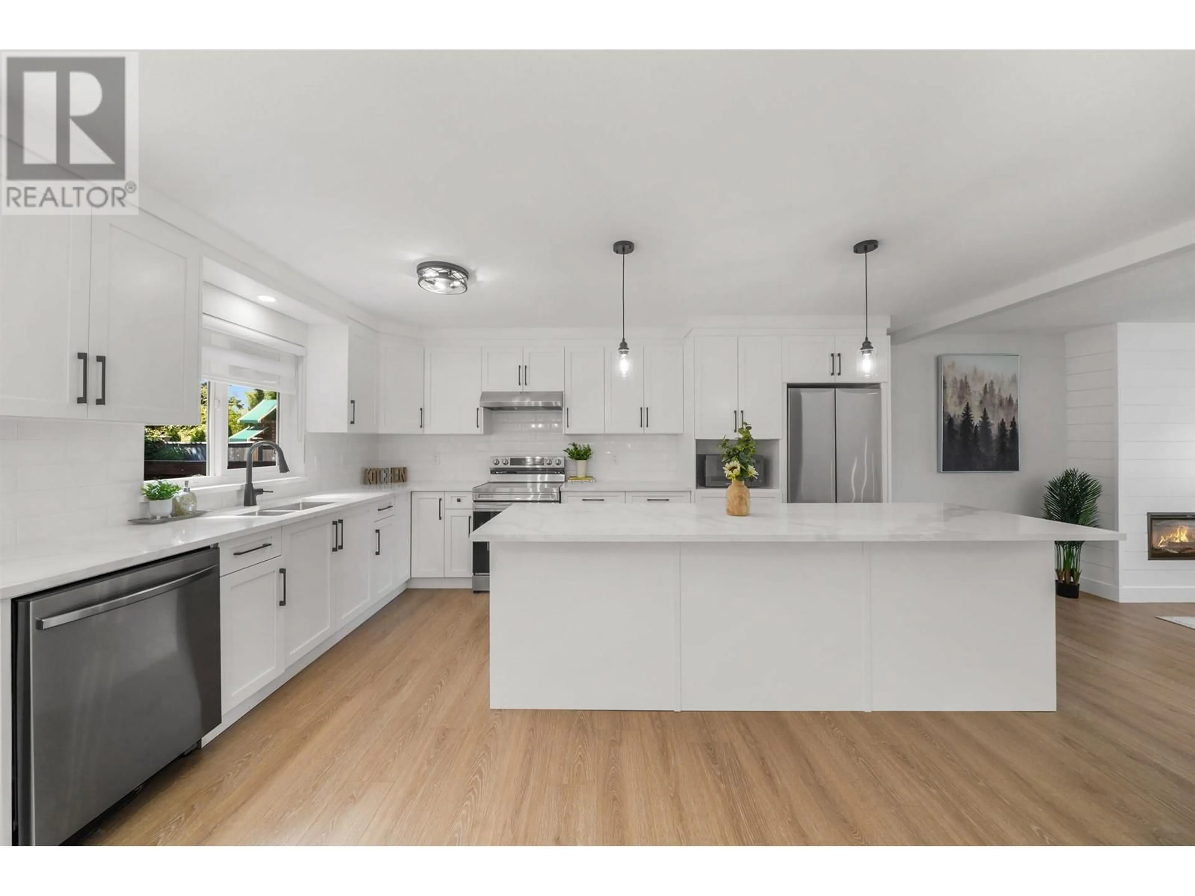 Open concept kitchen, unknown for 23005 APPLE GROVE, Maple Ridge British Columbia V2X9K3