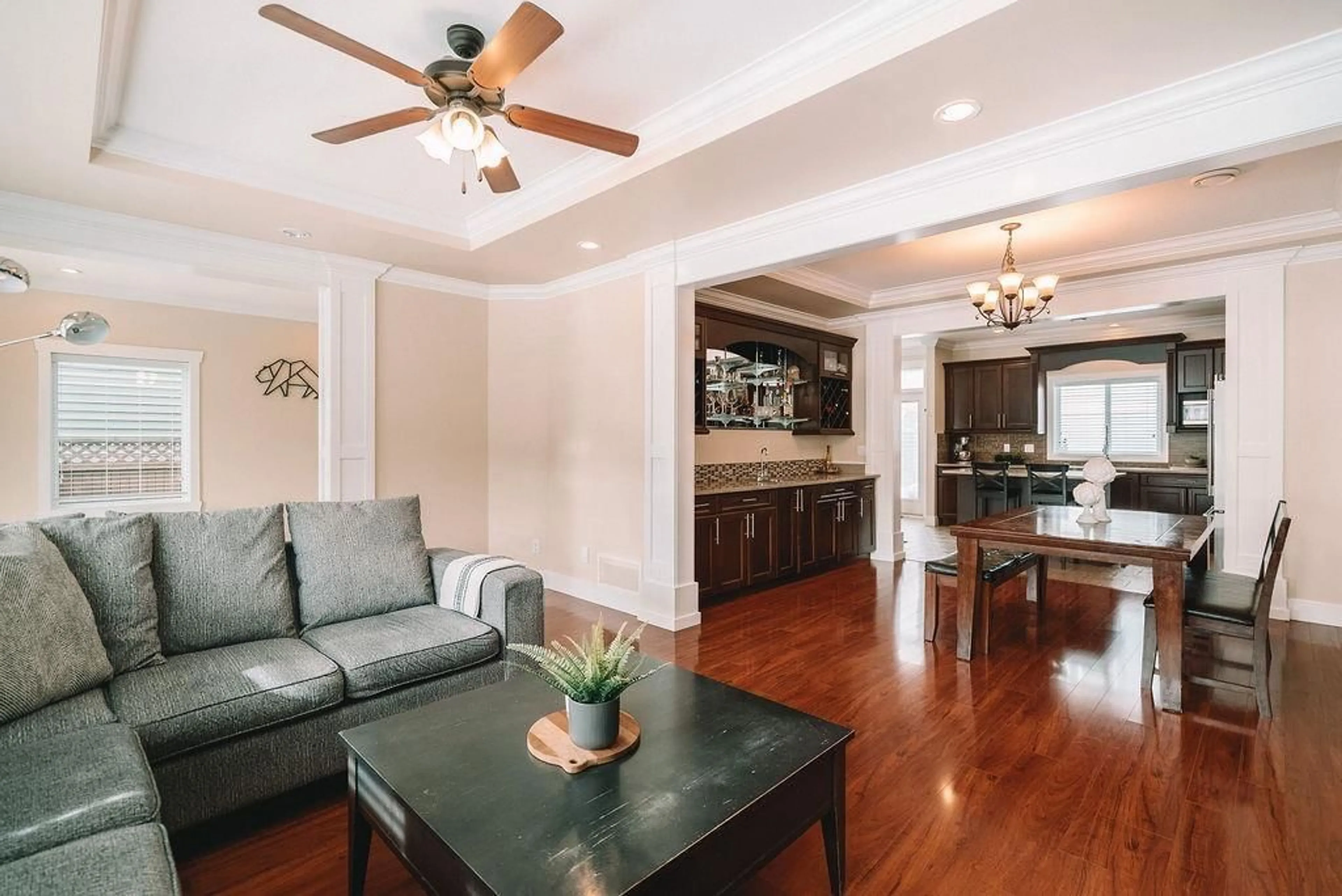 Living room with furniture, wood/laminate floor for 33141 PINCHBECK AVENUE, Mission British Columbia V2V0C2