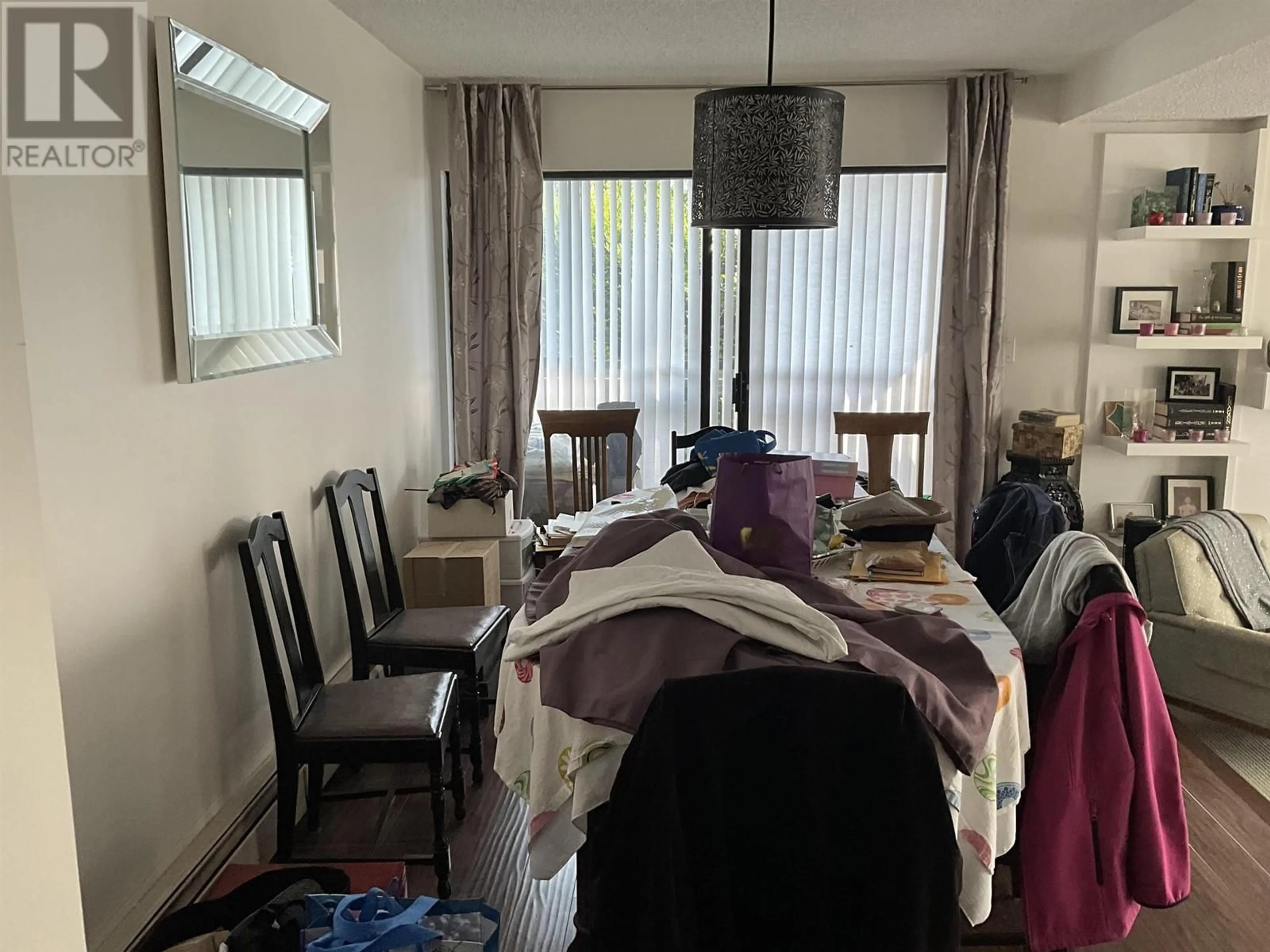 A pic of a room for 208 - 720 EIGHTH AVENUE, New Westminster British Columbia V3M2R3