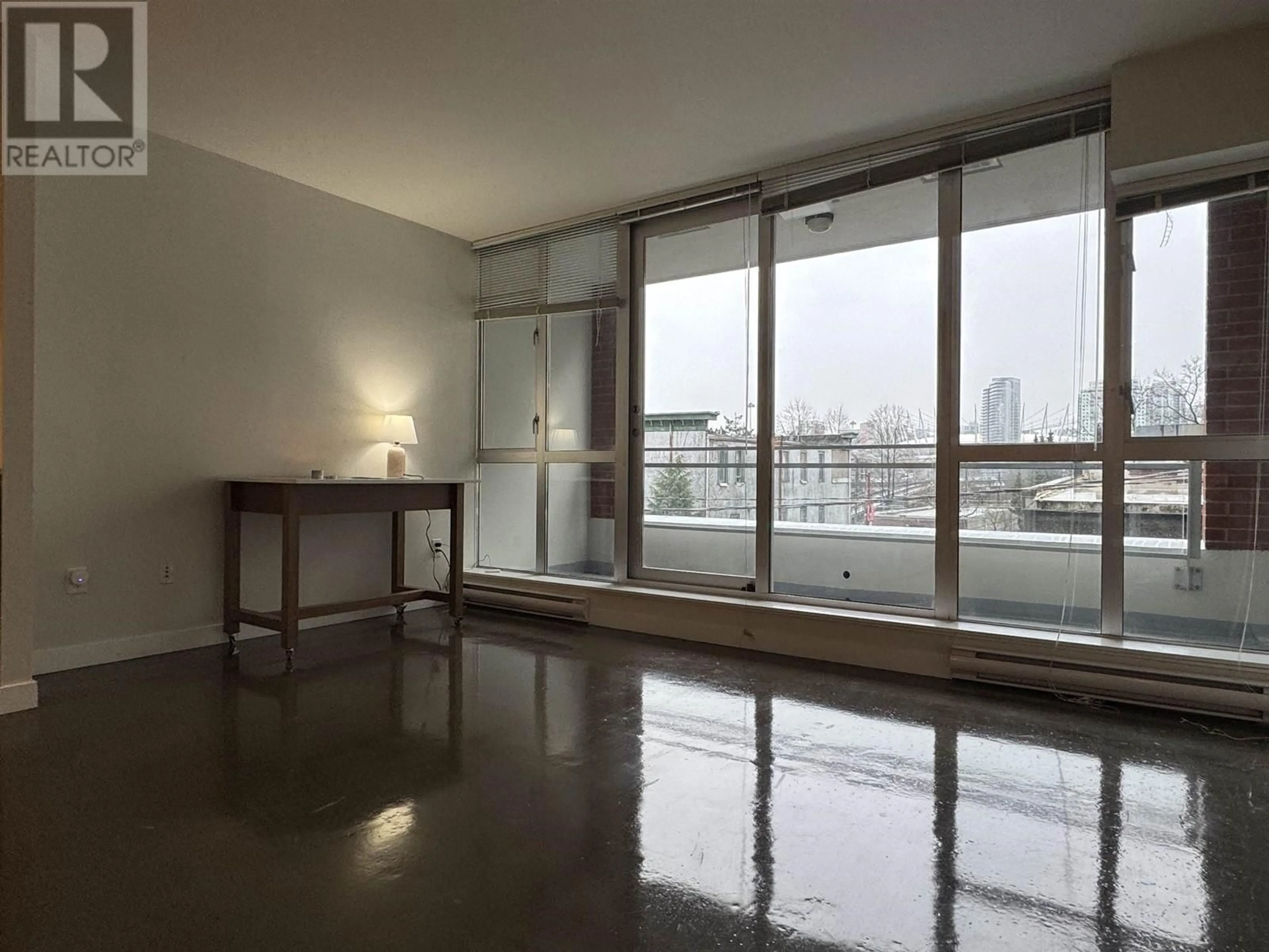 A pic of a room for 306 - 221 UNION STREET, Vancouver British Columbia V6A0B4