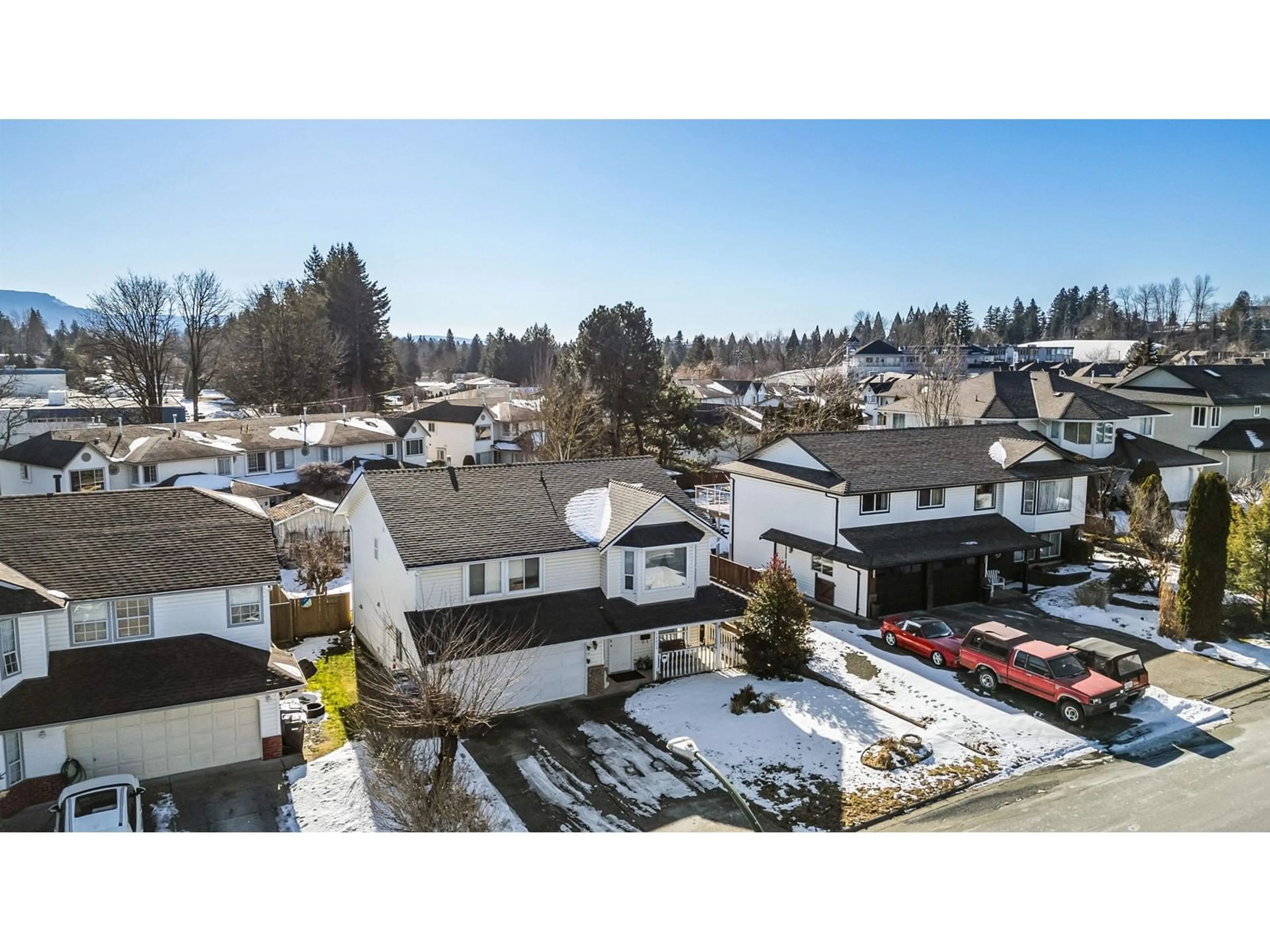 A pic from outside/outdoor area/front of a property/back of a property/a pic from drone, mountain view for 34610 CALDER PLACE, Abbotsford British Columbia V2S7J1