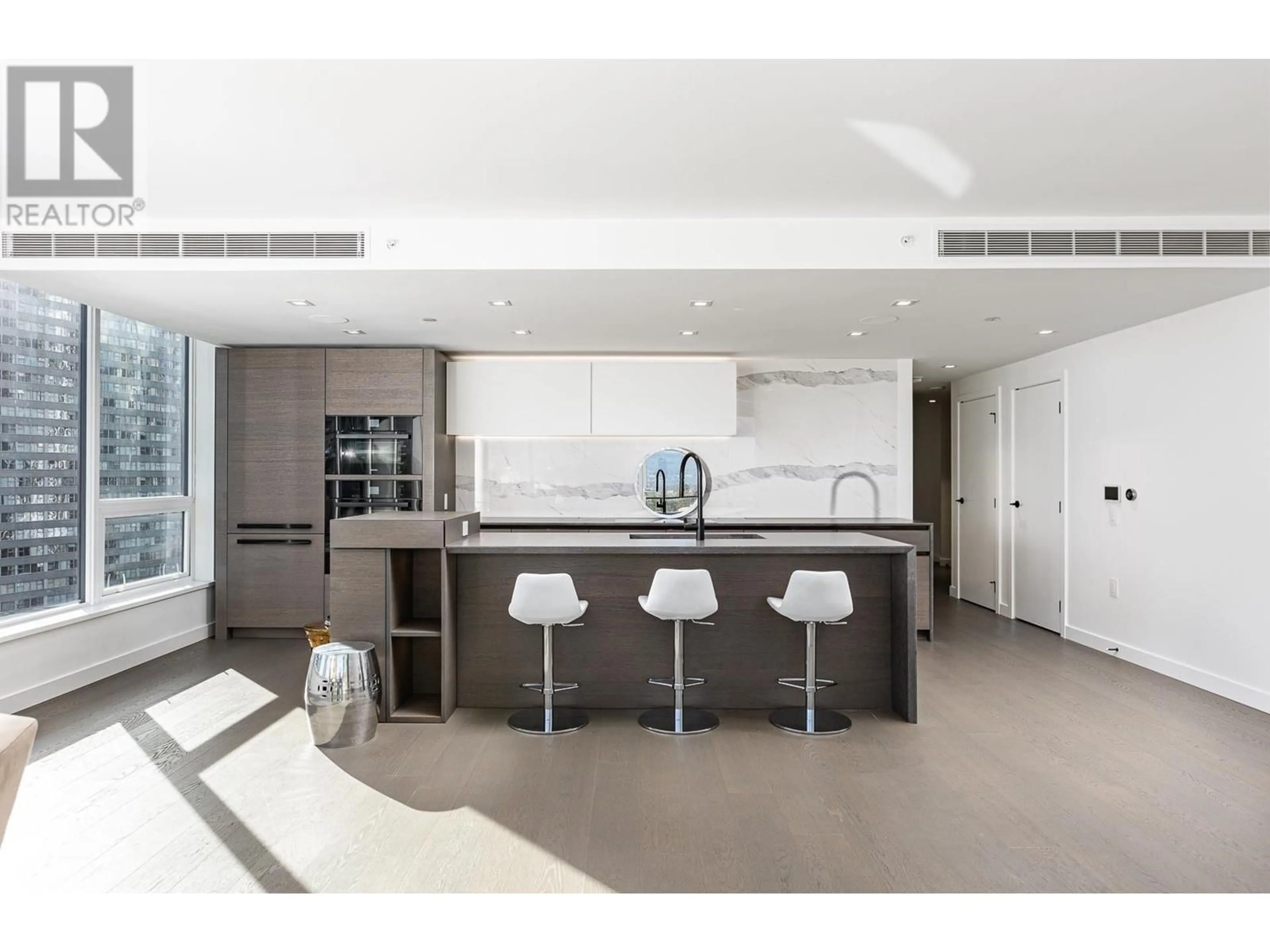 Contemporary kitchen, unknown for 1102 620 CARDERO STREET, Vancouver British Columbia V6G0C7