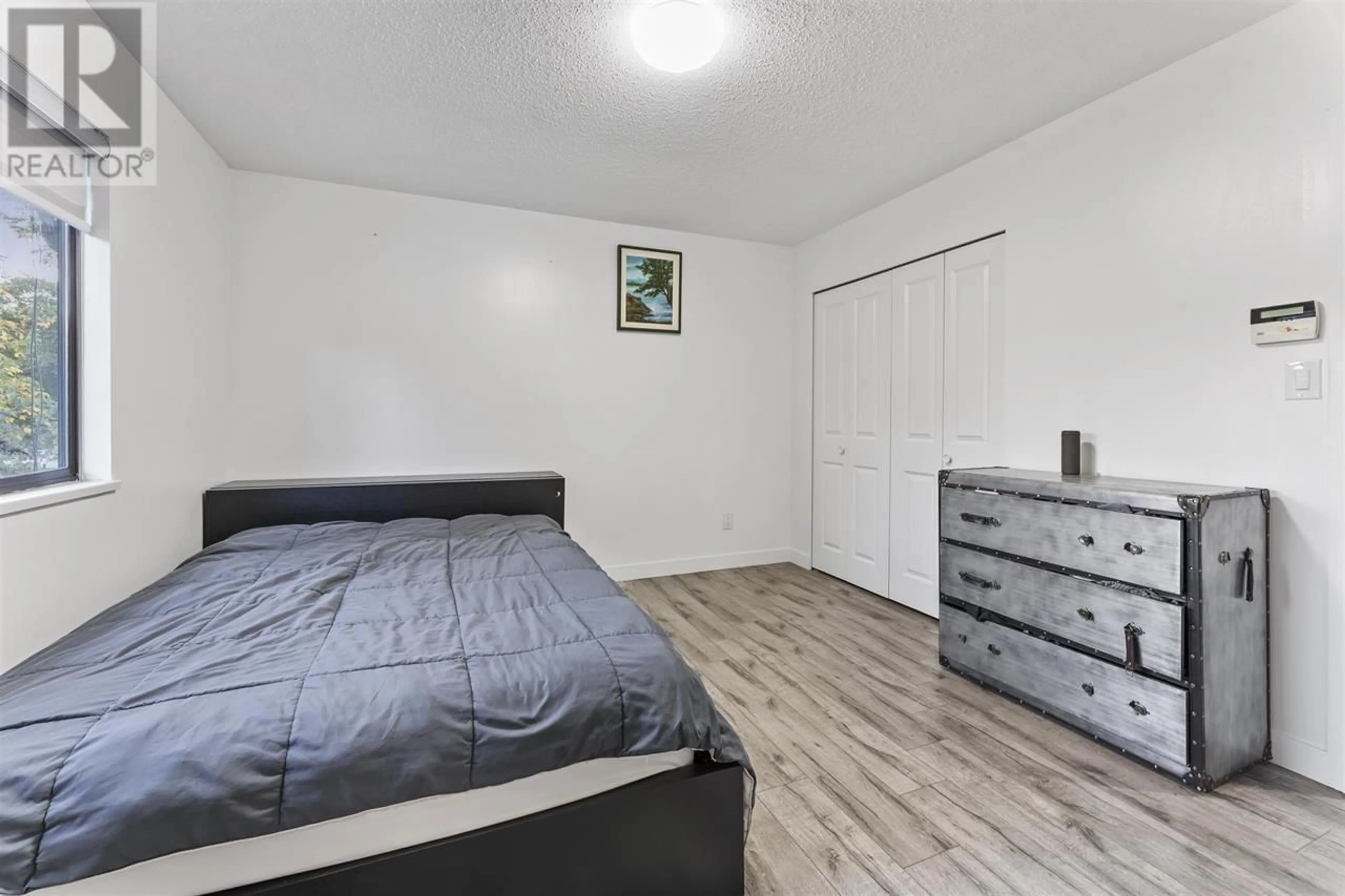 A pic of a room for 21334 CAMPBELL AVENUE, Maple Ridge British Columbia V2X7G6