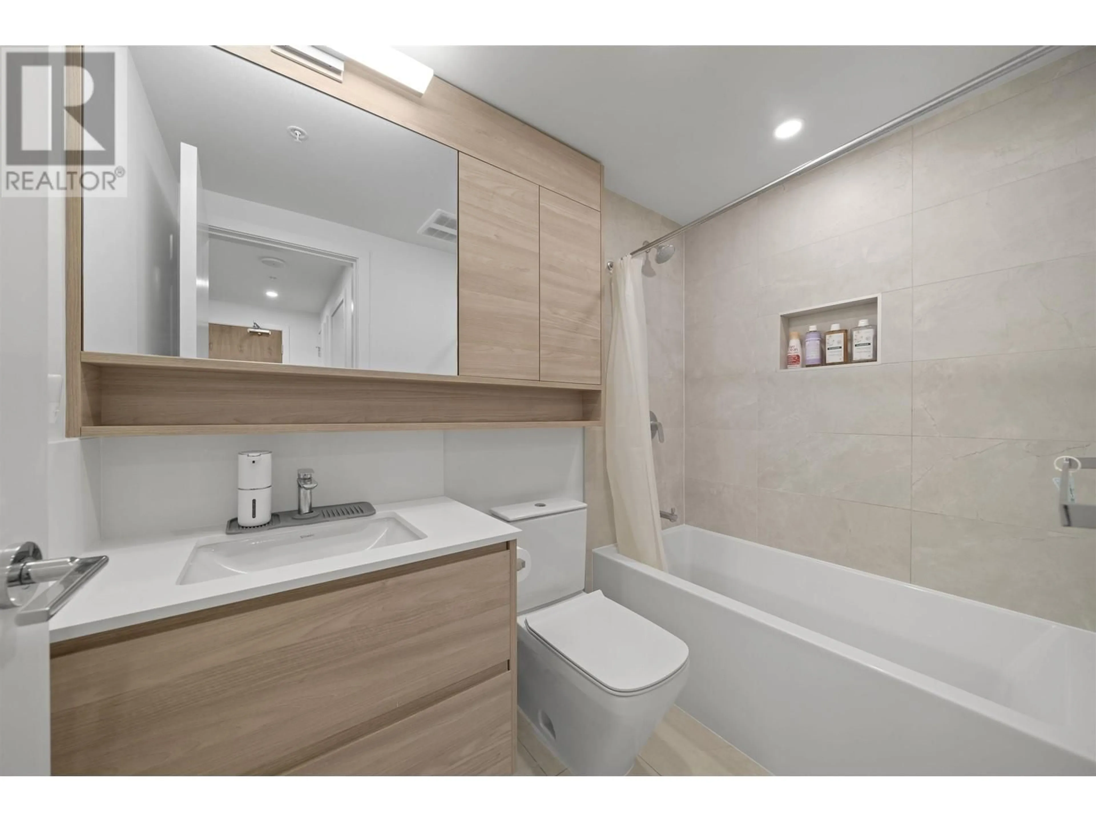 Standard bathroom, unknown for 1707 595 AUSTIN AVENUE, Coquitlam British Columbia V3K3N2