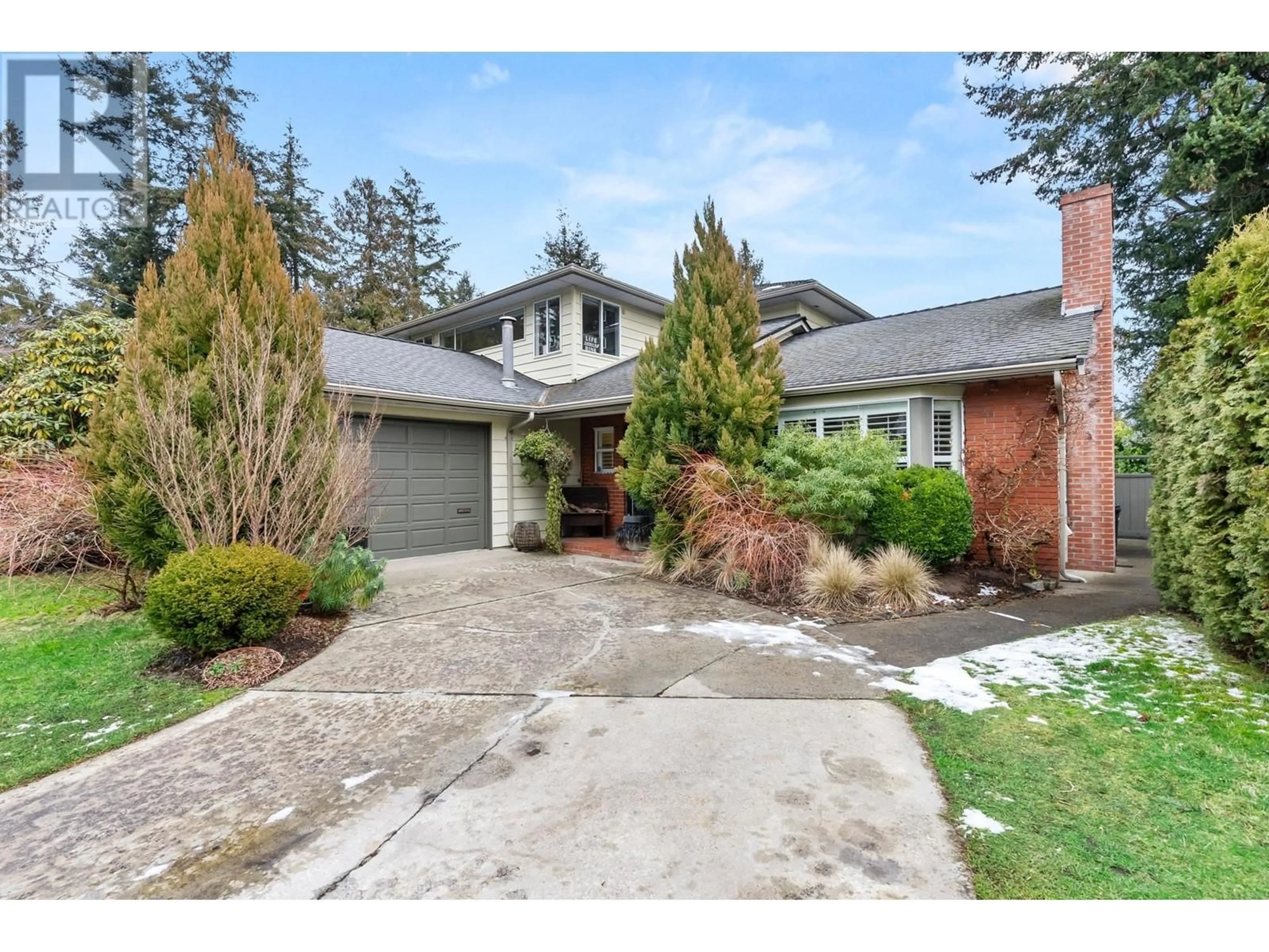 Home with brick exterior material, street for 1356 COMPSTON CRESCENT, Delta British Columbia V4L1P9