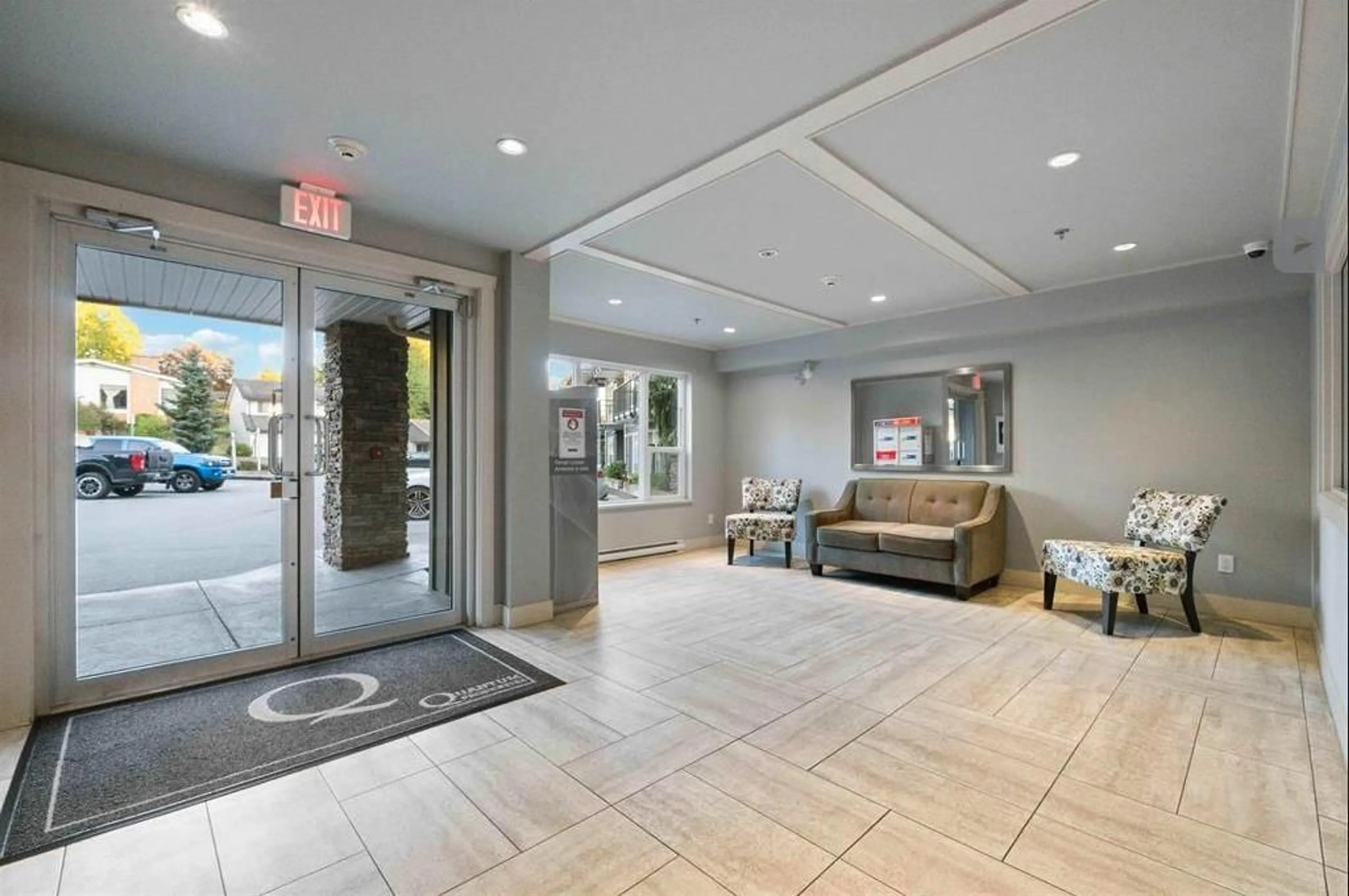 Lobby for 307 - 2565 CAMPBELL, Abbotsford British Columbia V2S0E3