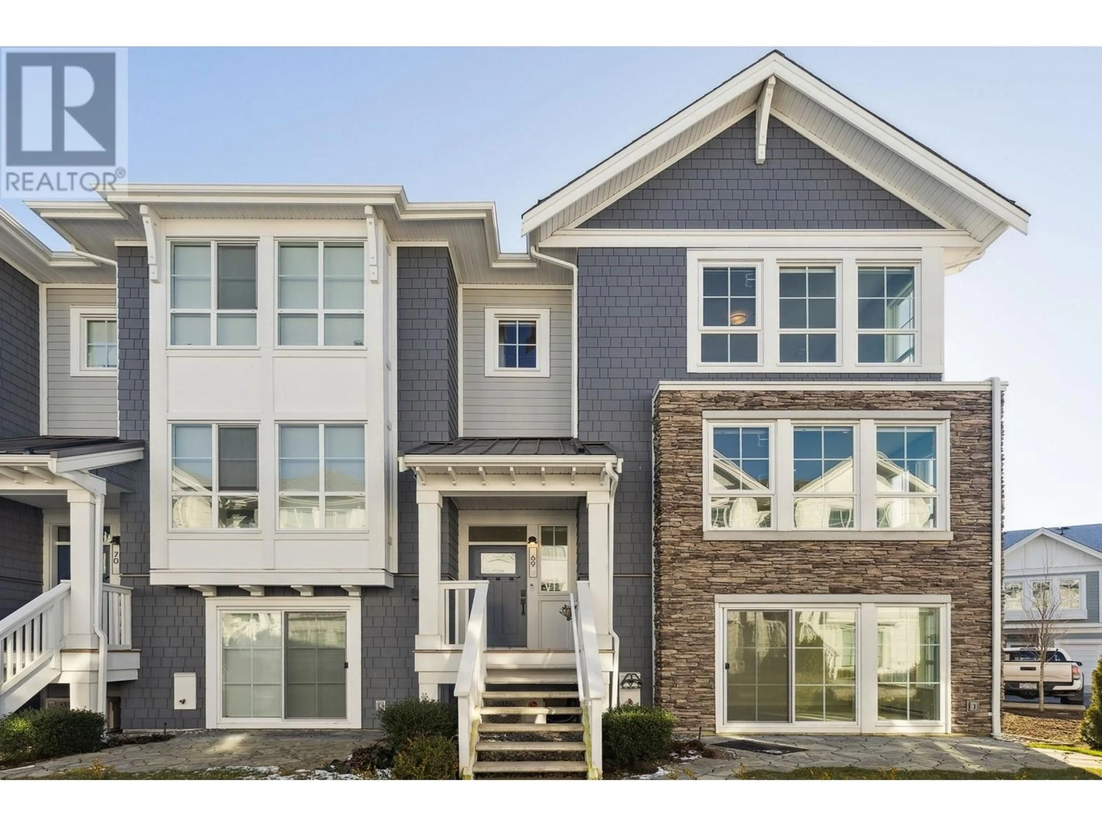Home with brick exterior material, street for 69 - 5311 ADMIRAL WAY, Delta British Columbia V4K0E2
