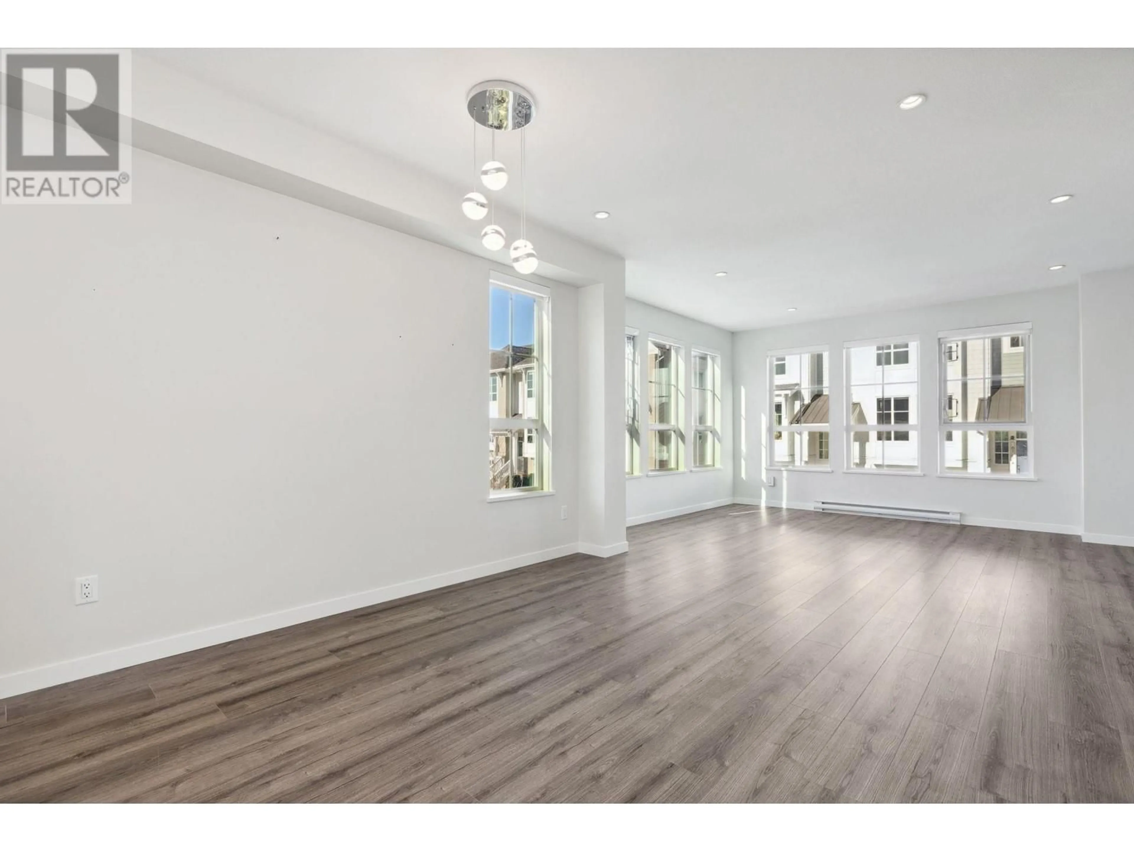A pic of a room for 69 - 5311 ADMIRAL WAY, Delta British Columbia V4K0E2