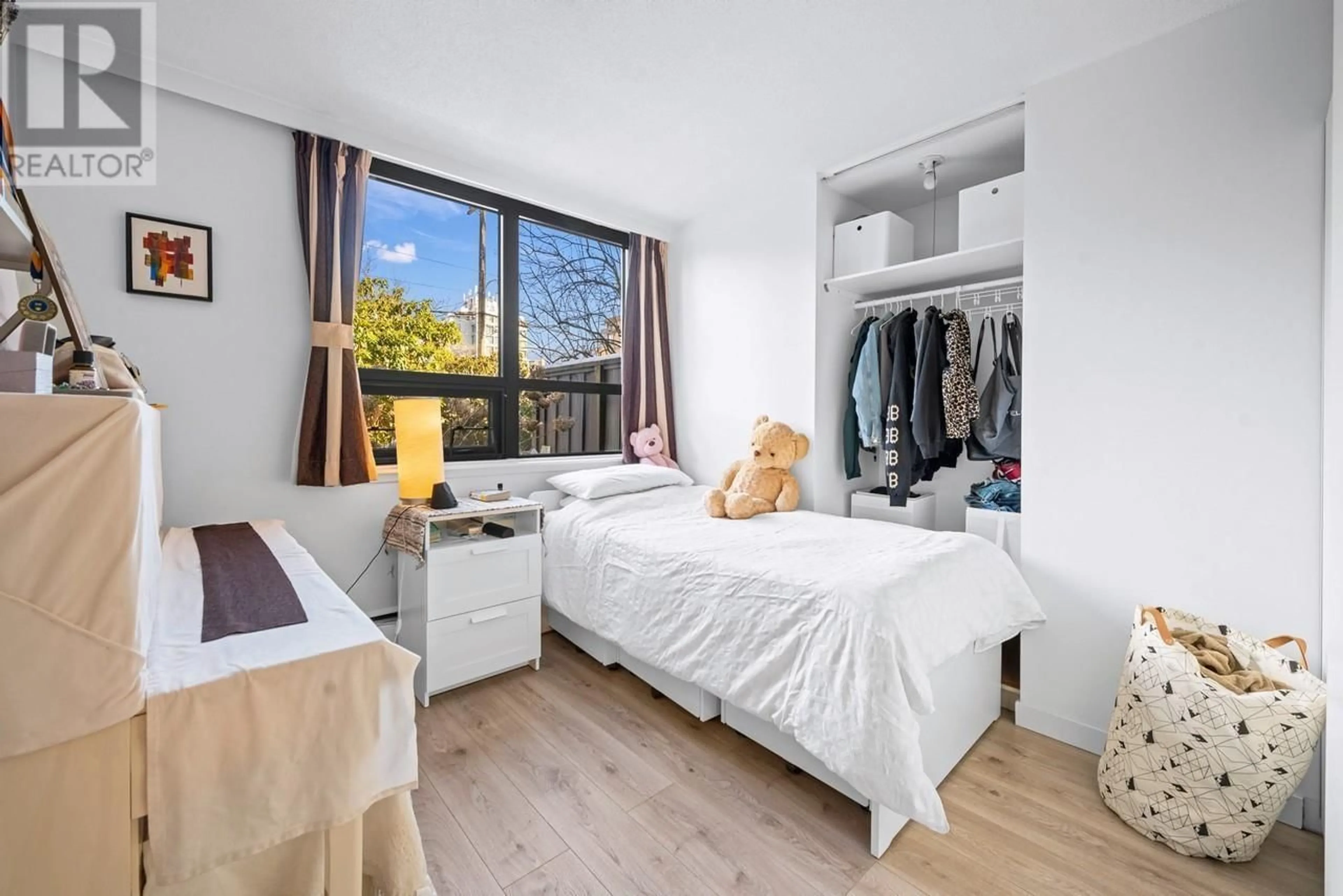 A pic of a room for 104 - 5350 BALSAM STREET, Vancouver British Columbia V6M4B4