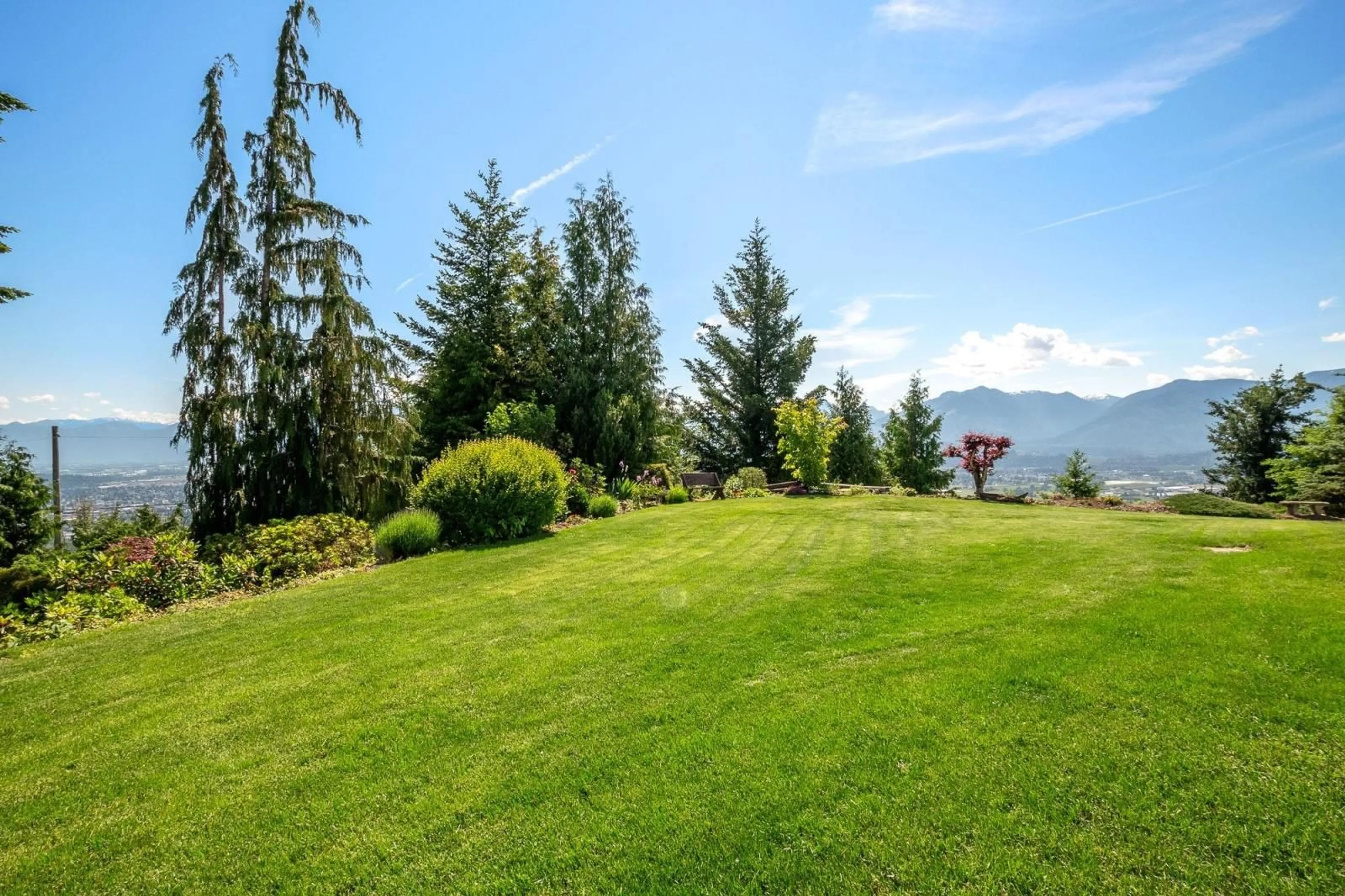 Unknown for 43620 BRACKEN DRIVE|Chilliwack Mountain, Chilliwack British Columbia V2R4A3