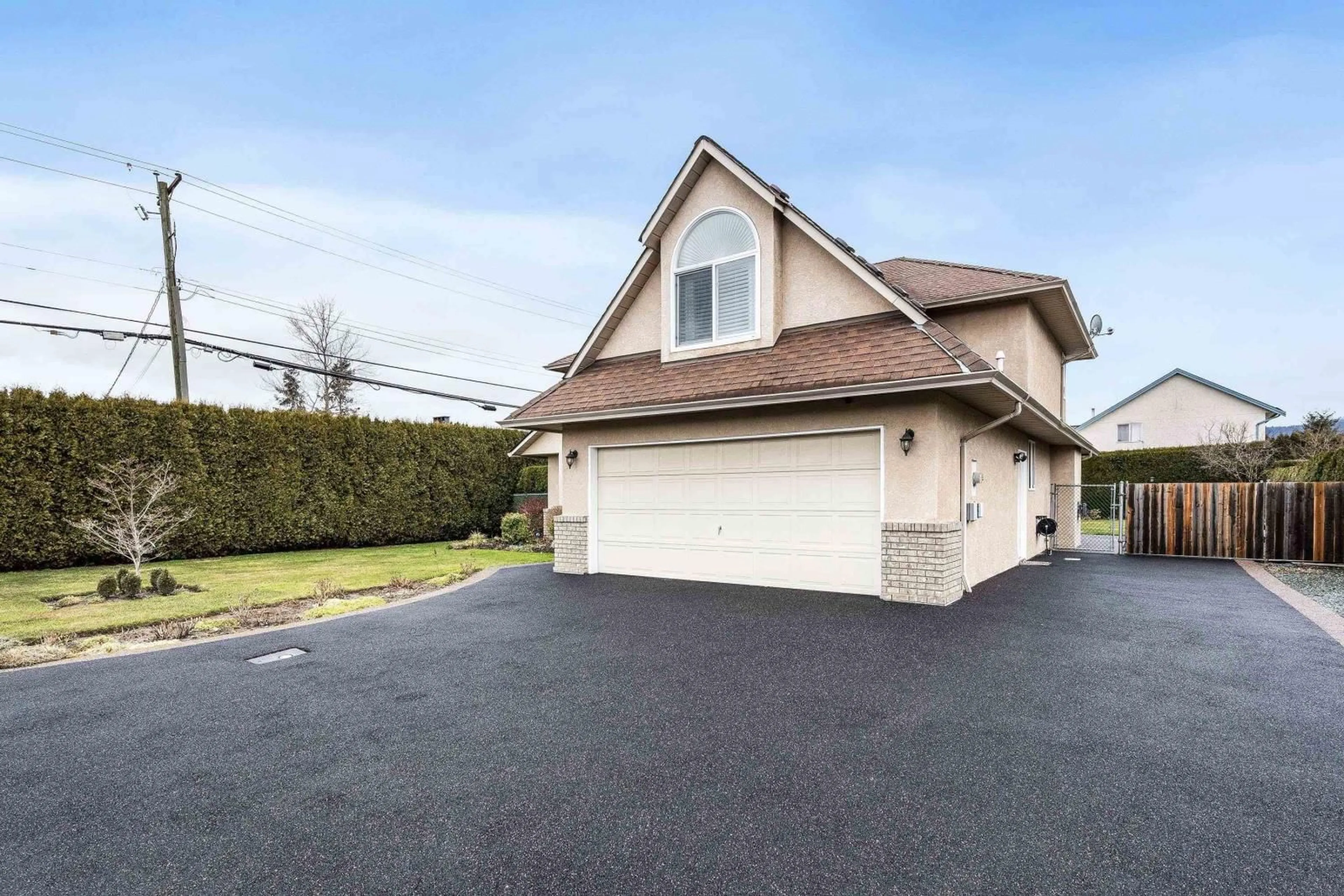 Unknown for 46311 JOHN PLACE|Sardis South, Chilliwack British Columbia V2R3S6