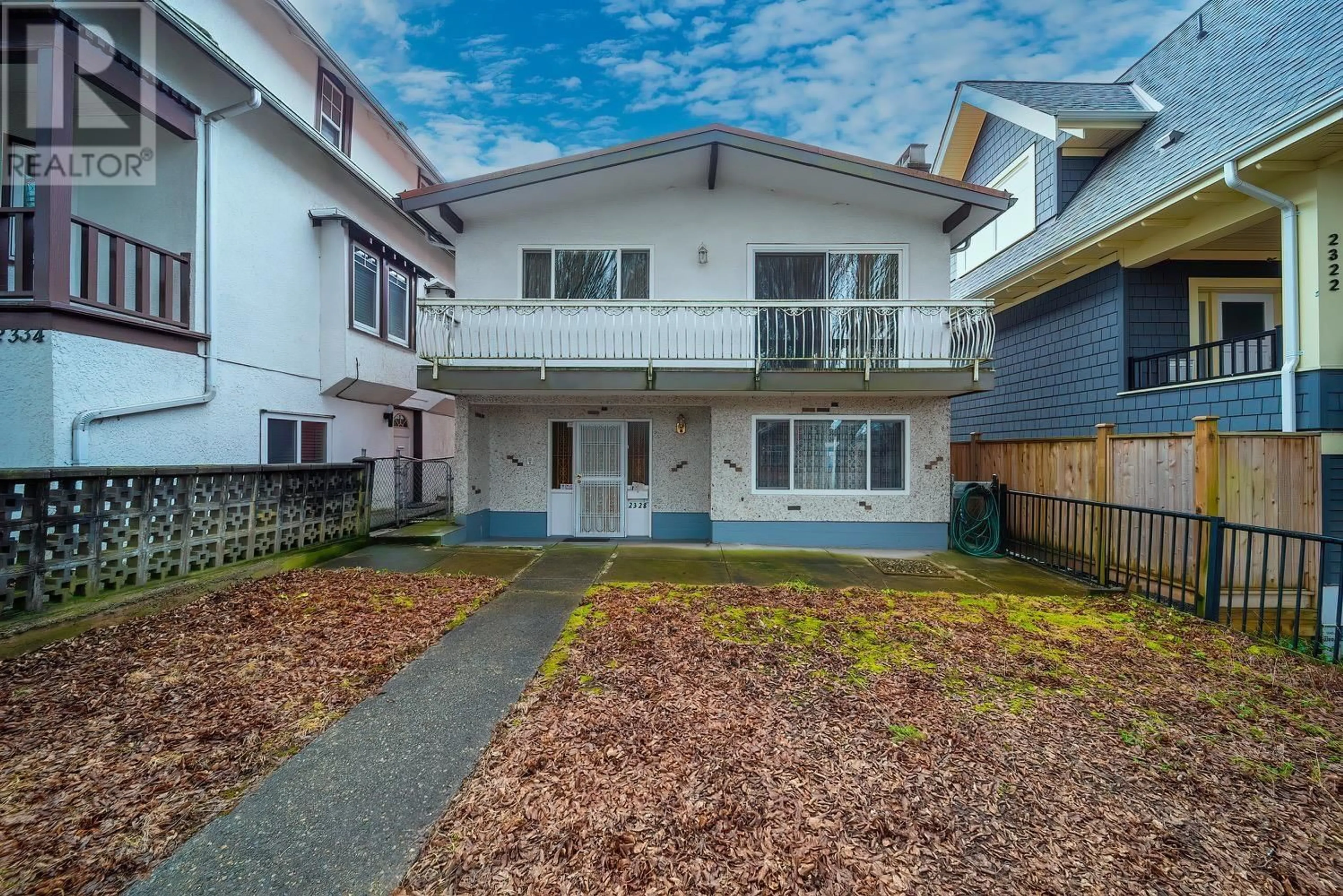 Patio, street for 2328 GRAVELEY STREET, Vancouver British Columbia V5L3C4