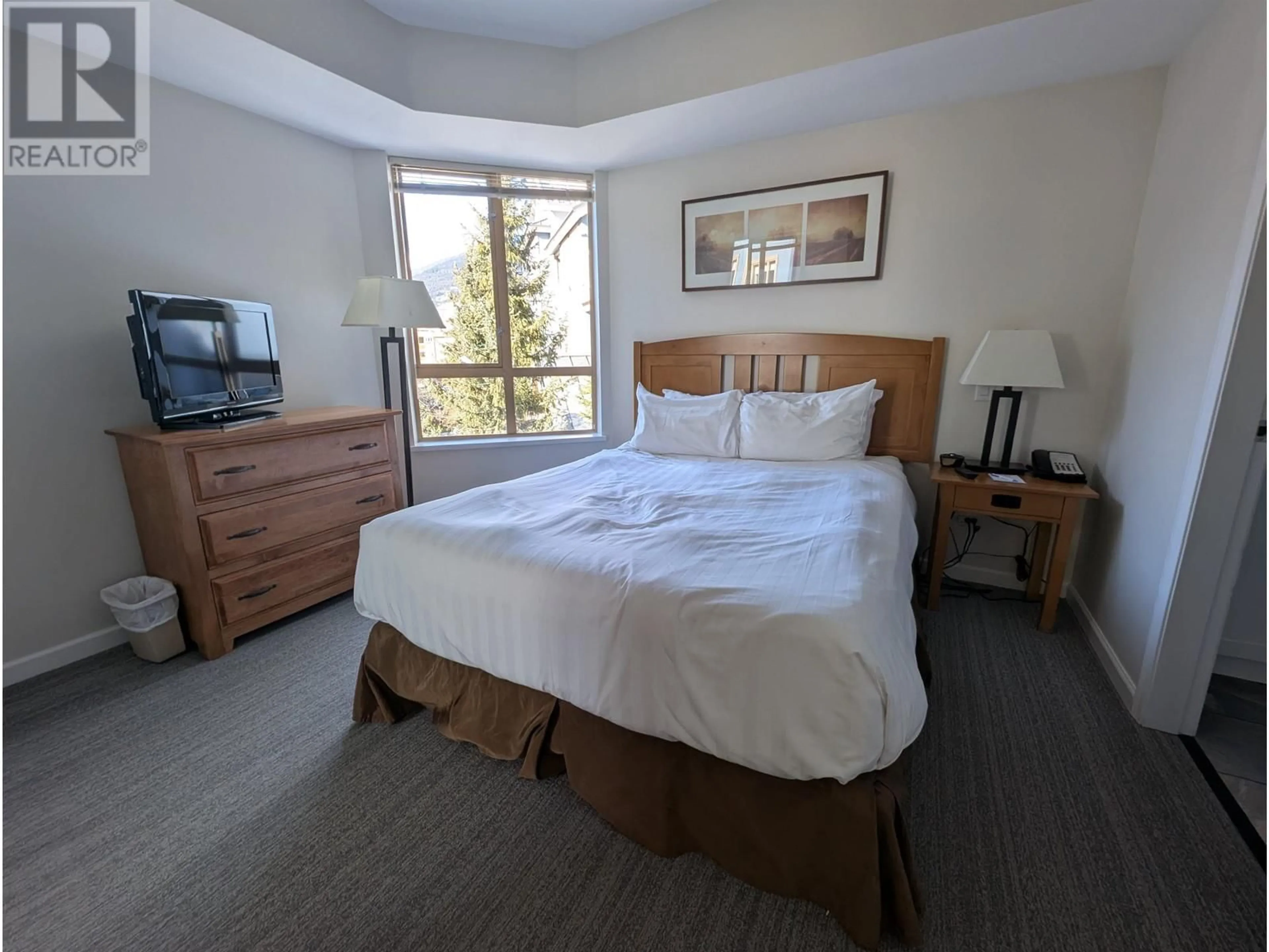 Bedroom with bed, unknown for 219 4338 MAIN STREET, Whistler British Columbia V8E1B4