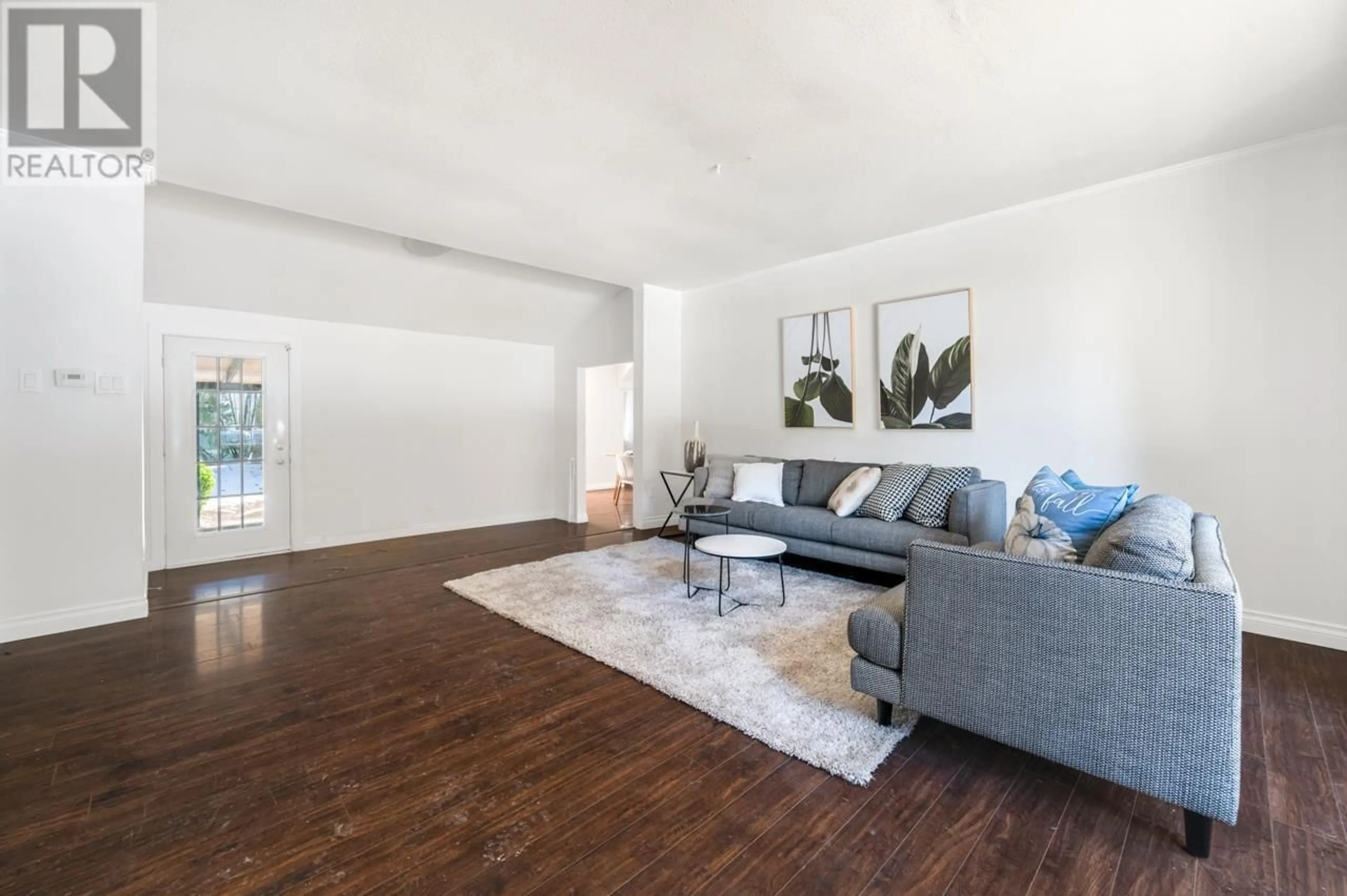 Living room with furniture, unknown for 12174 SKILLEN STREET, Maple Ridge British Columbia V2X4X3