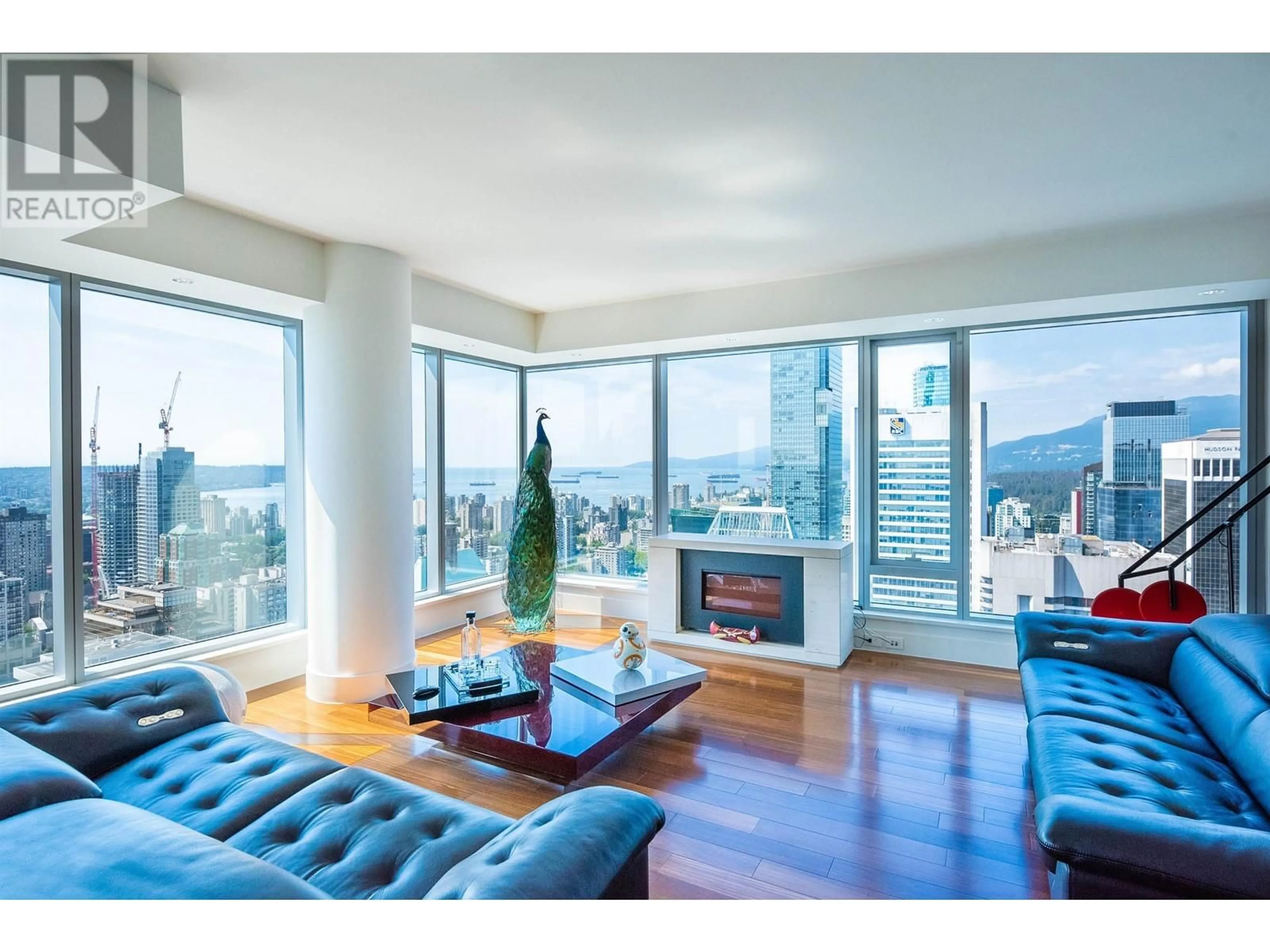 Living room with furniture, wood/laminate floor for 4101 667 HOWE STREET, Vancouver British Columbia V6C0B5