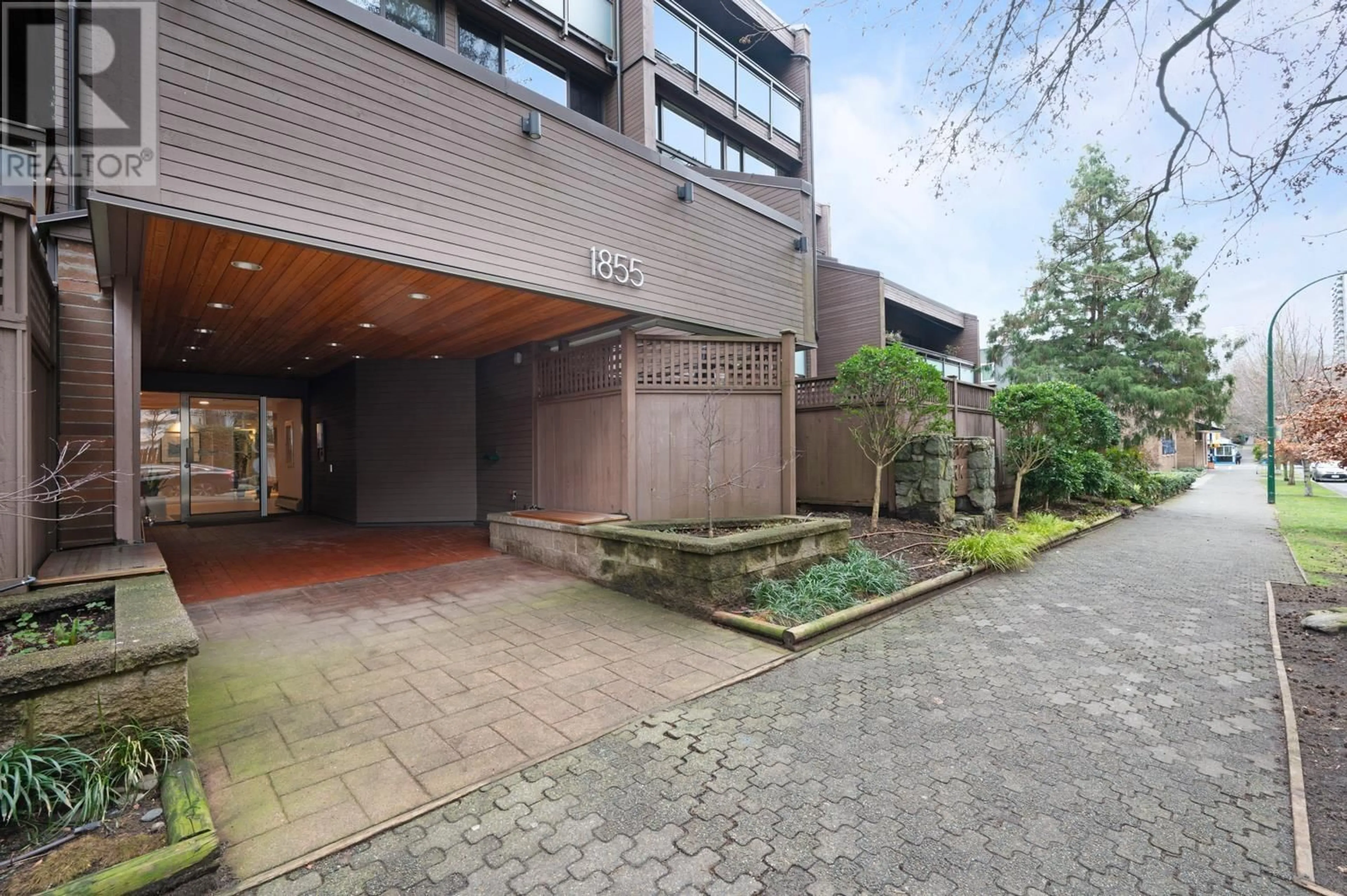 Patio, street for 106 1855 NELSON STREET, Vancouver British Columbia V6G1M9