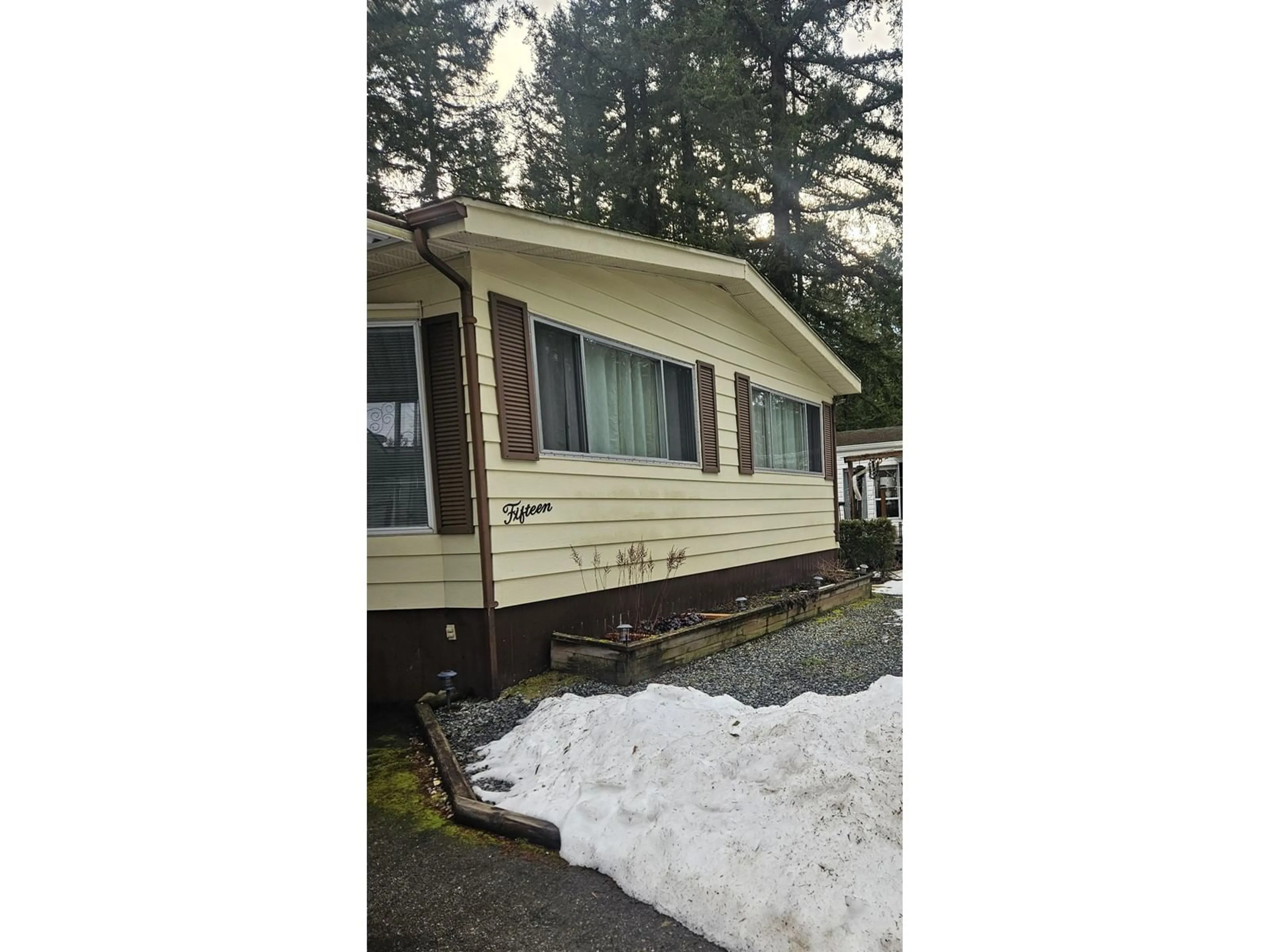 Home with vinyl exterior material, unknown for 15 2306 198 STREET, Langley British Columbia V2Z1Y9