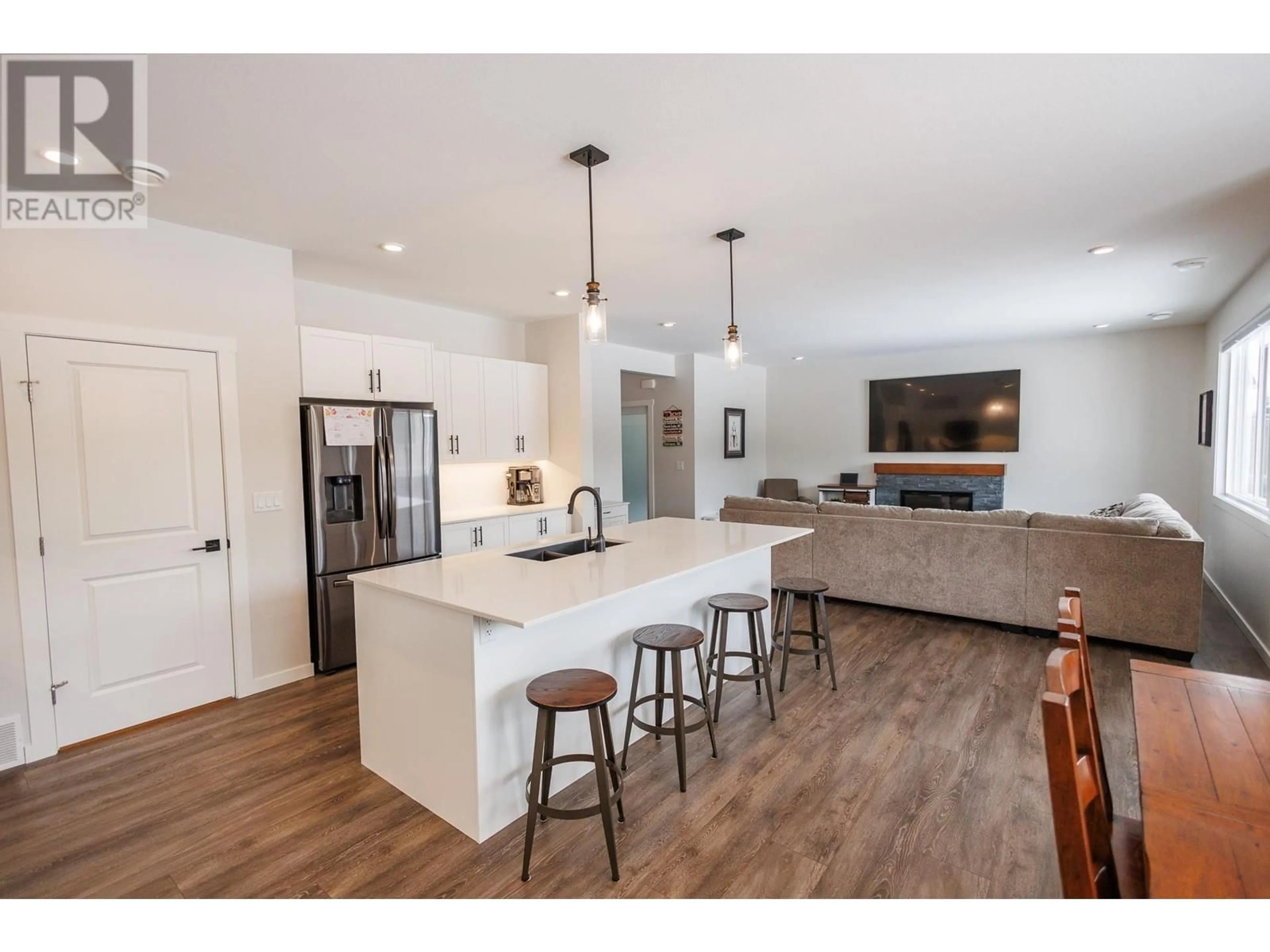 Open concept kitchen, unknown for 3903 WIRTL STREET, Terrace British Columbia V8G0K7