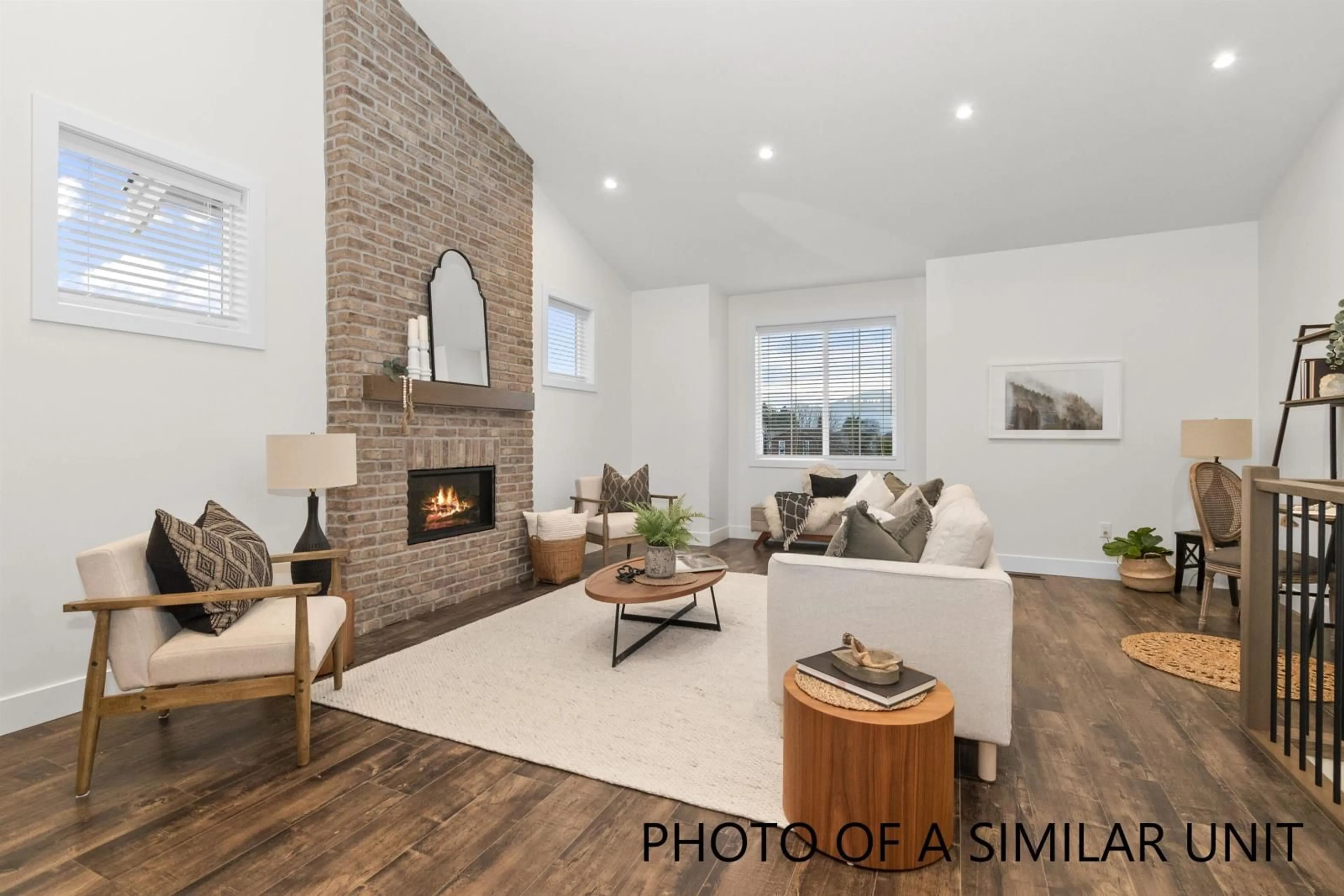 Living room with furniture, unknown for 1 45314 WELLS ROAD|Sardis West Vedder, Chilliwack British Columbia V2R1H2