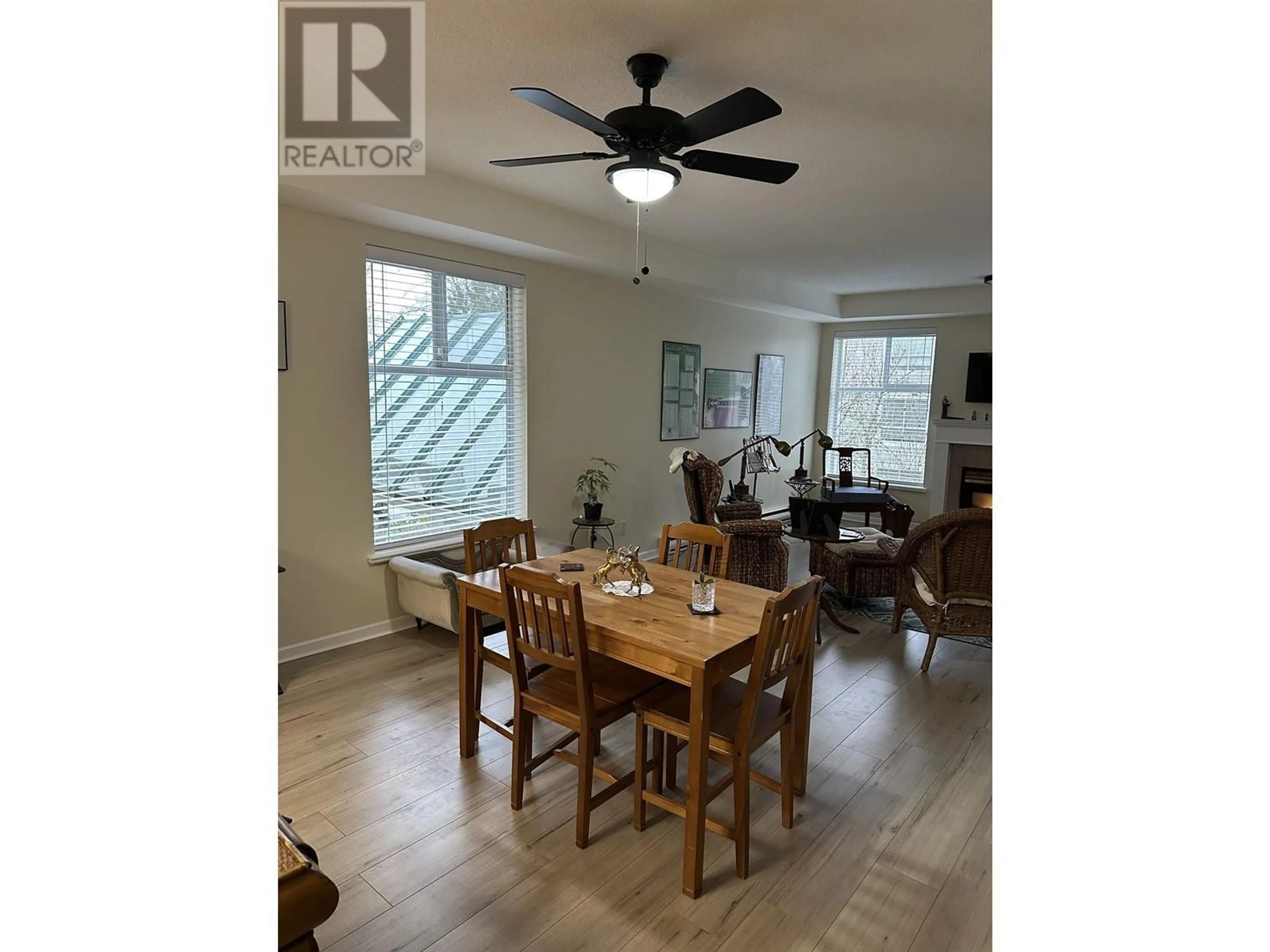 Dining room, wood/laminate floor for 314 11609 227 STREET, Maple Ridge British Columbia V2X2L9