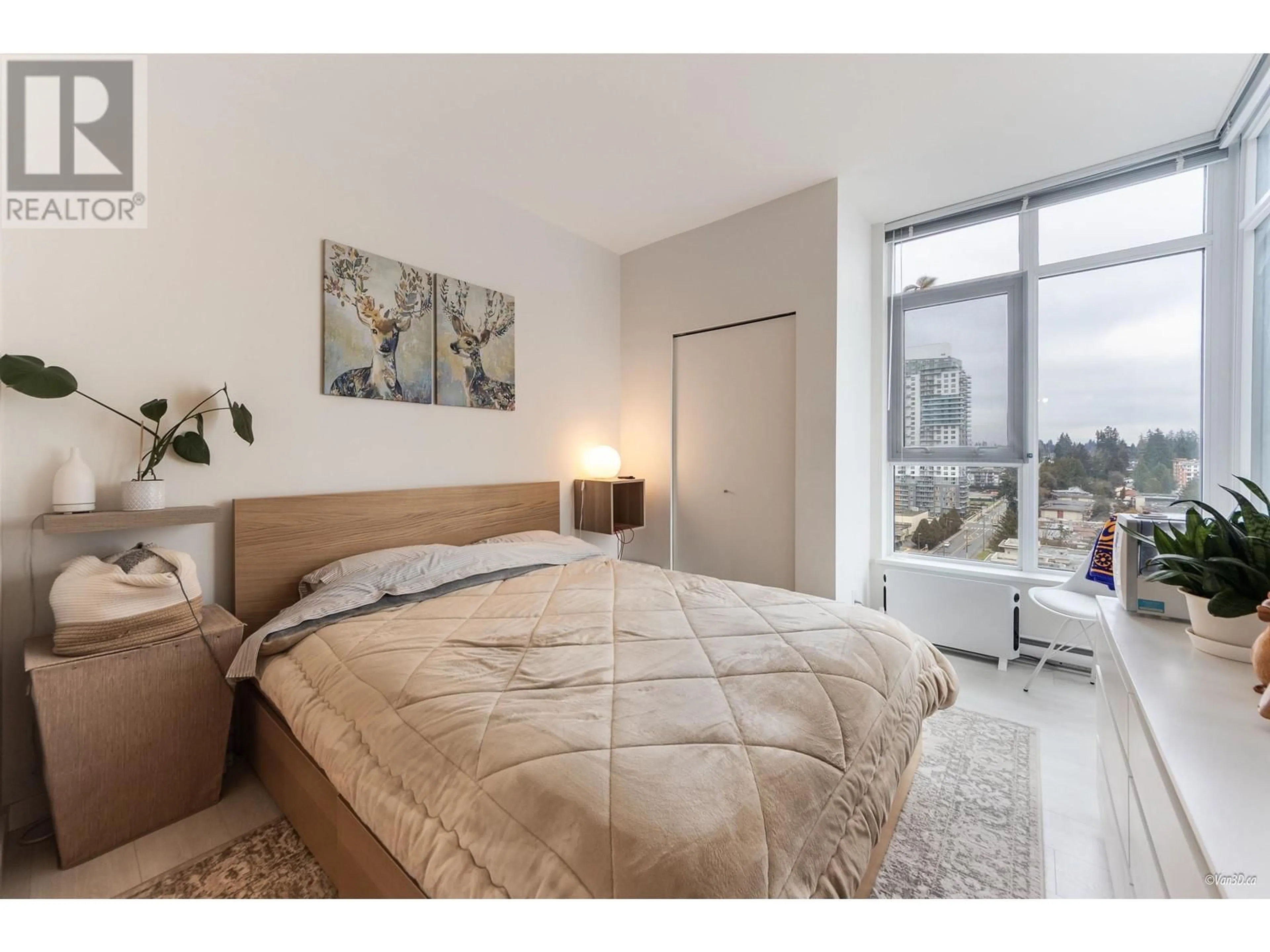 Bedroom with bed, unknown for 1309 - 691 NORTH ROAD, Coquitlam British Columbia V3J0H9