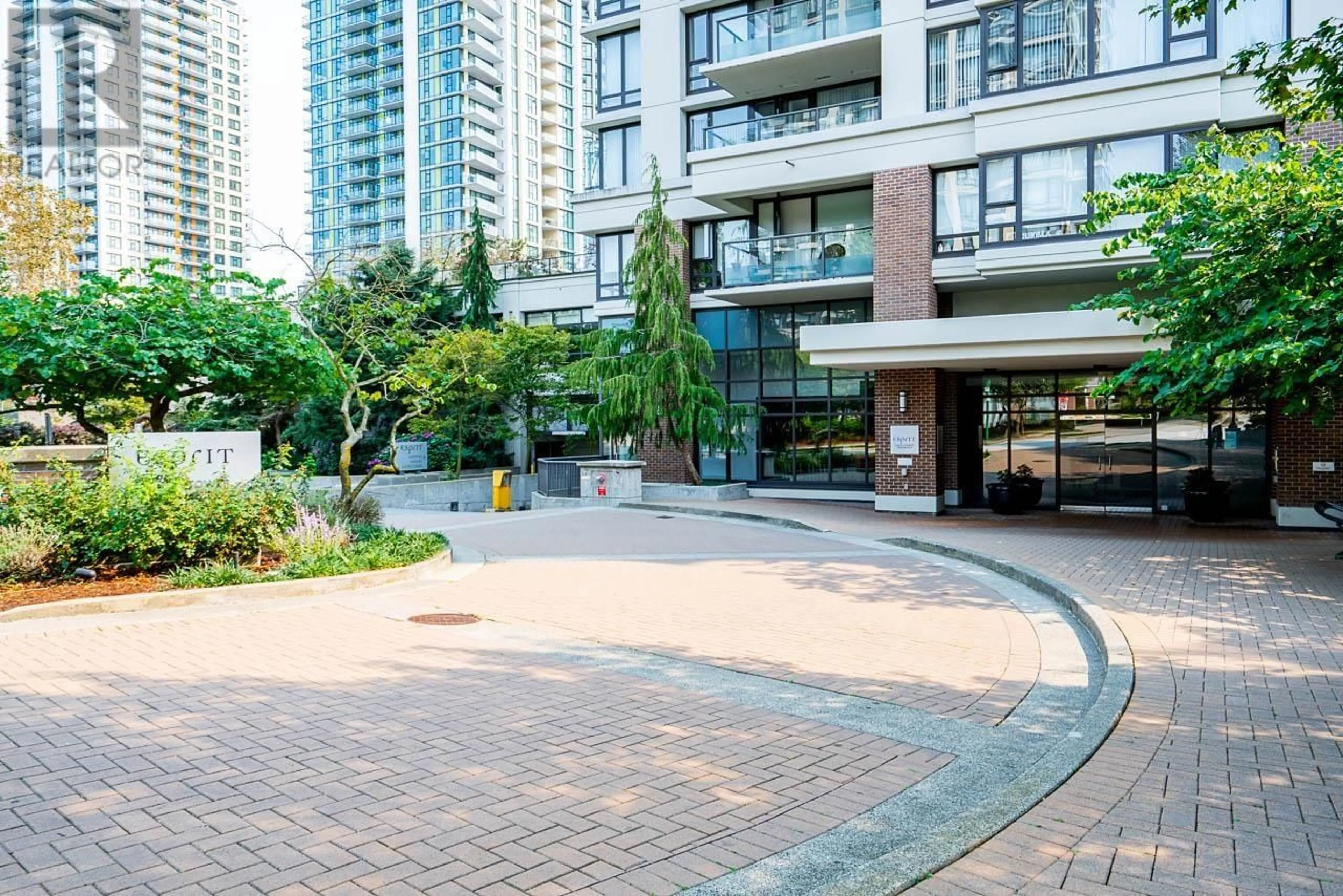 Patio, street for PH2 7328 ARCOLA STREET, Burnaby British Columbia V5E0A7