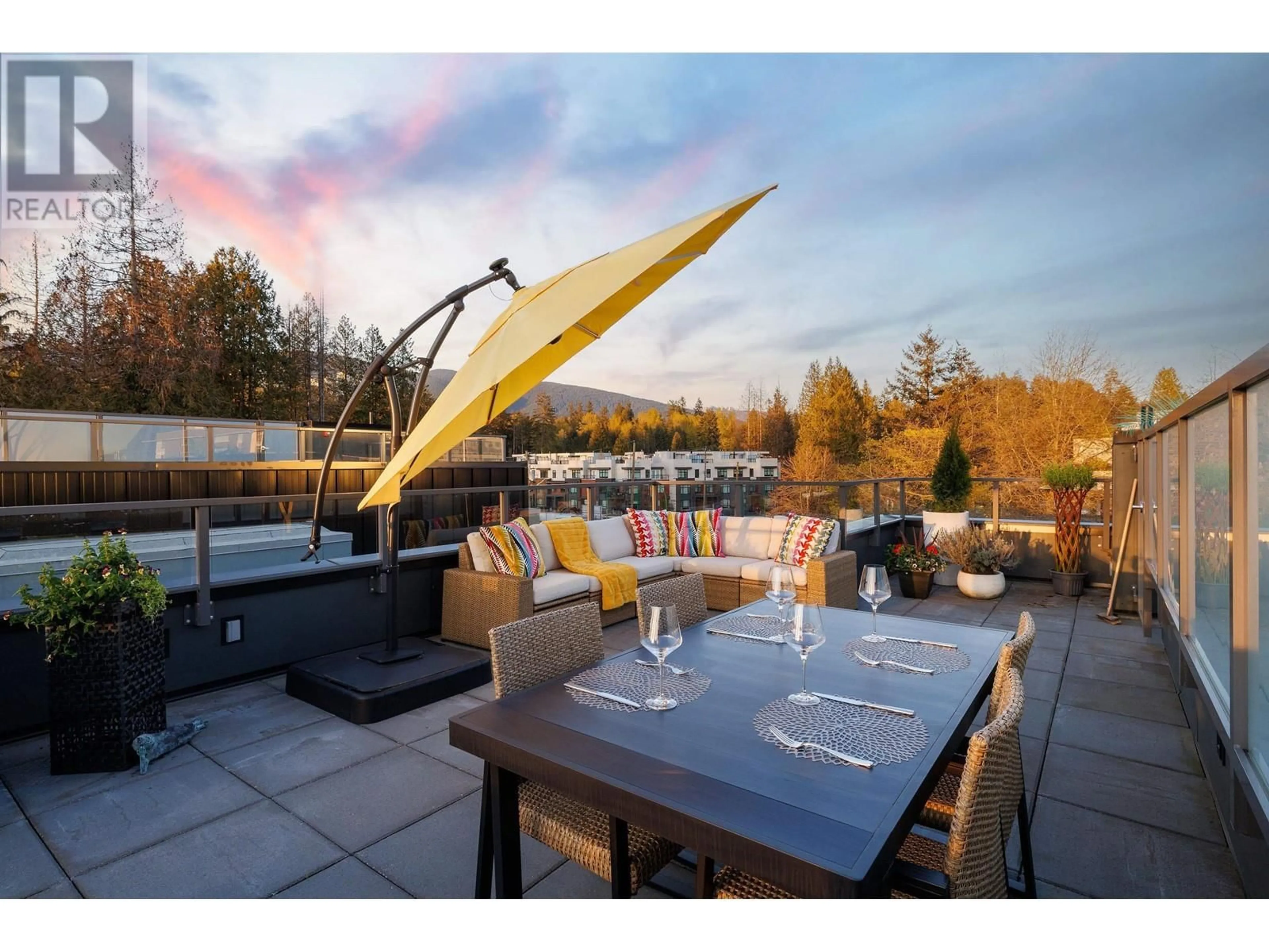 Patio, unknown for 148 - 2060 CURLING ROAD, North Vancouver British Columbia V7P0E1